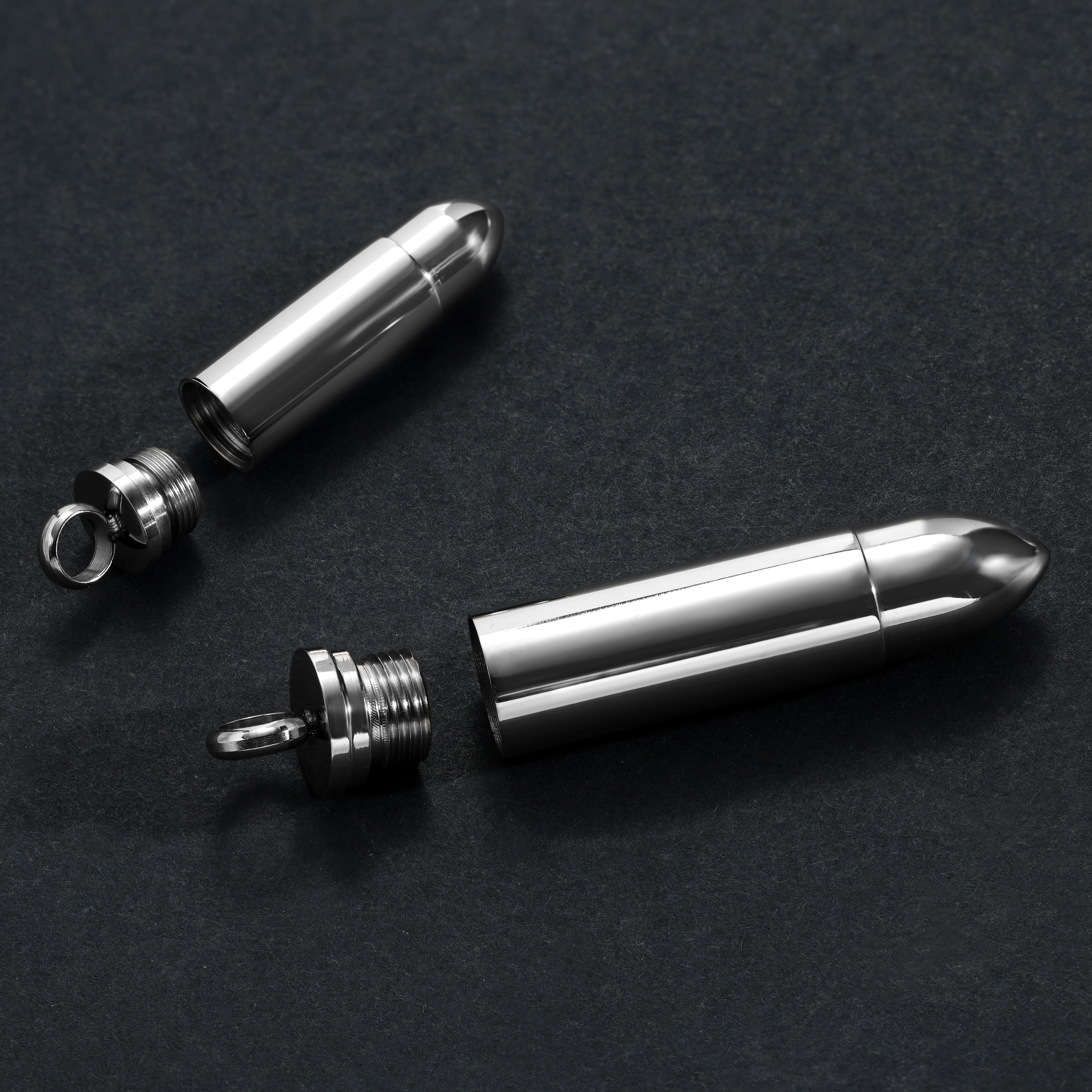 Verschiedene Anhänger aus Edelstahl 2 Bullet / Löwe Flügel / Patrone Bullet - Taipan Schmuck