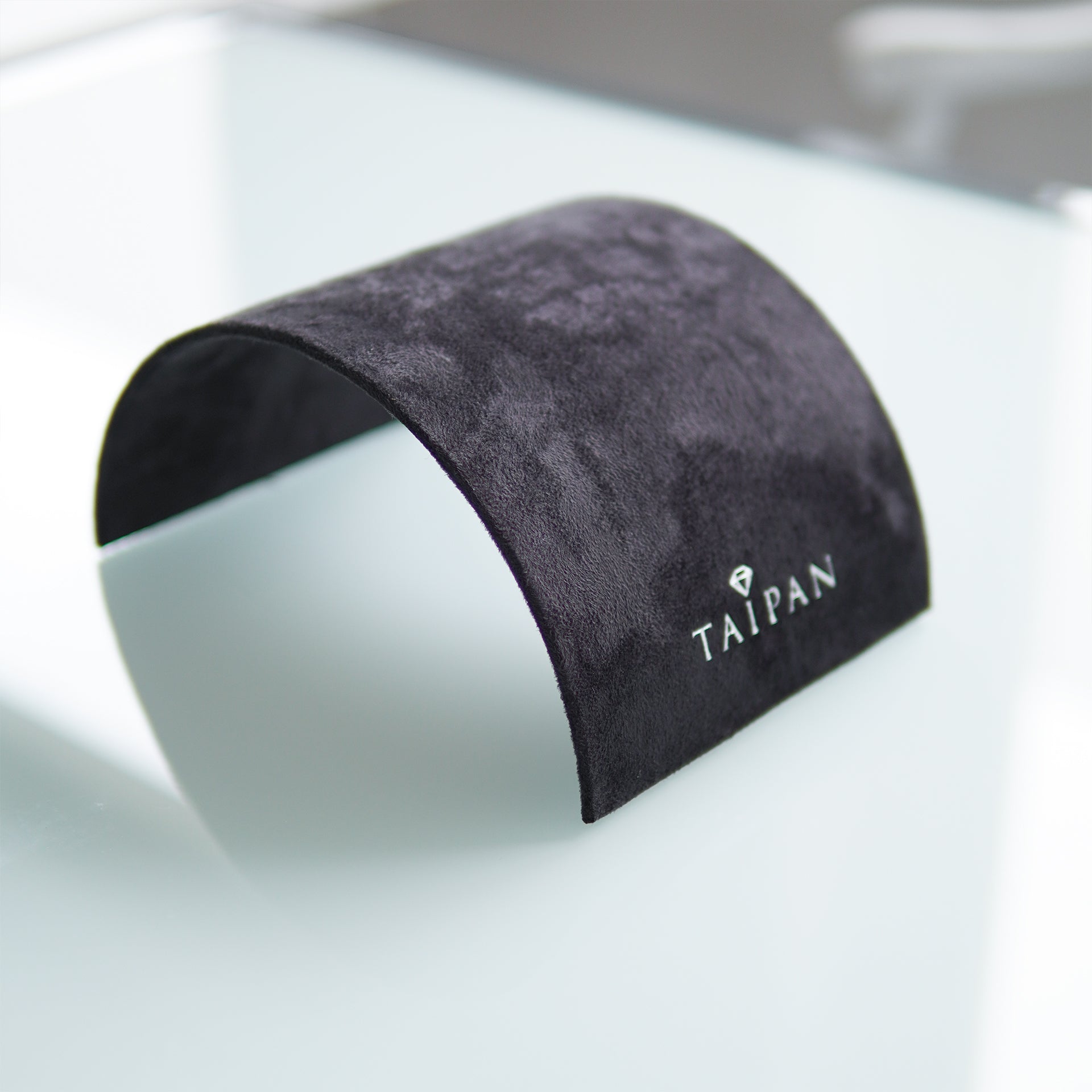 Taipan Bogen Ständer für Armbänder und Ketten Präsentation - Taipan Schmuck