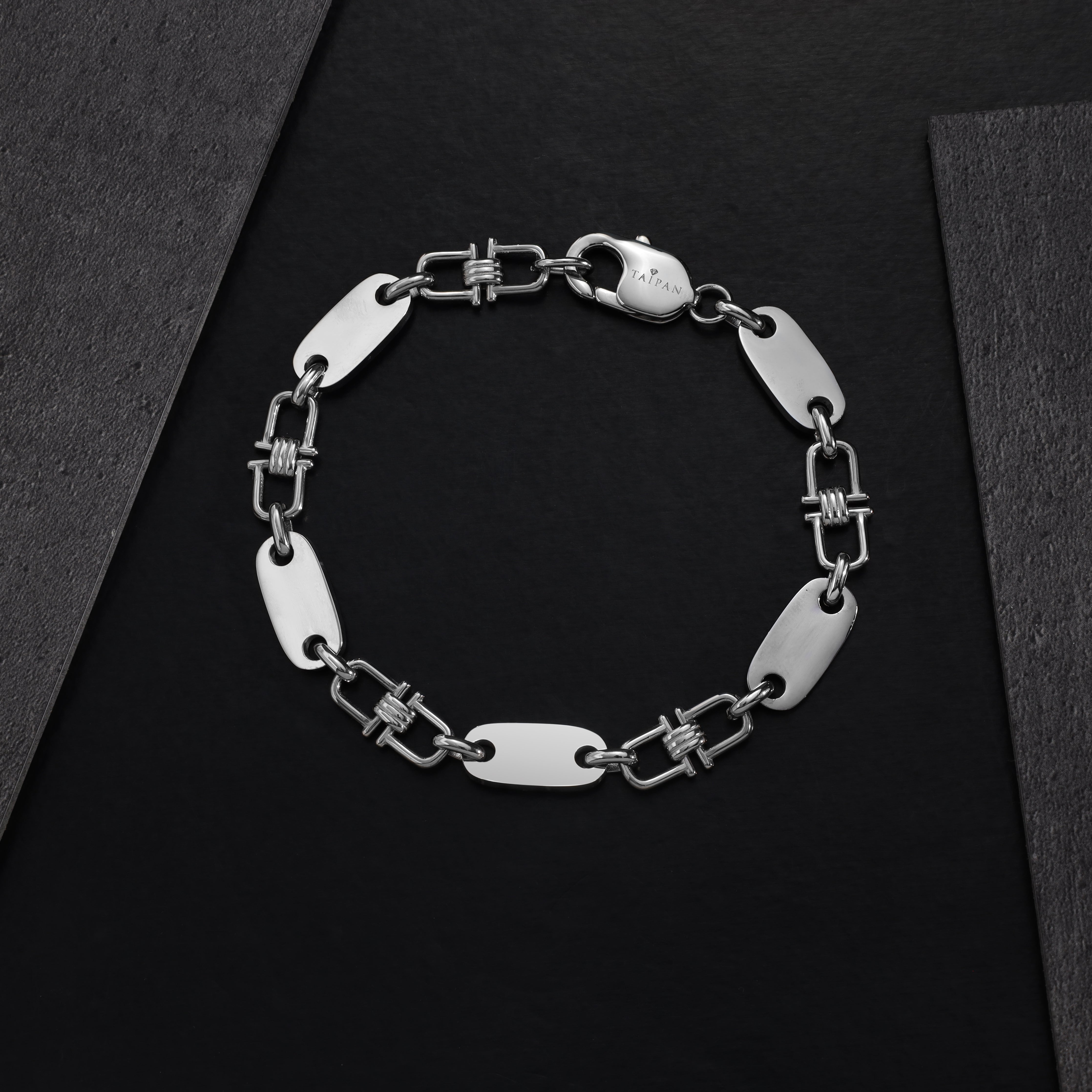 Plattenkette Armband mit beweglichen Steigbügeln 8,5mm breit aus Edelstahl - Taipan Schmuck