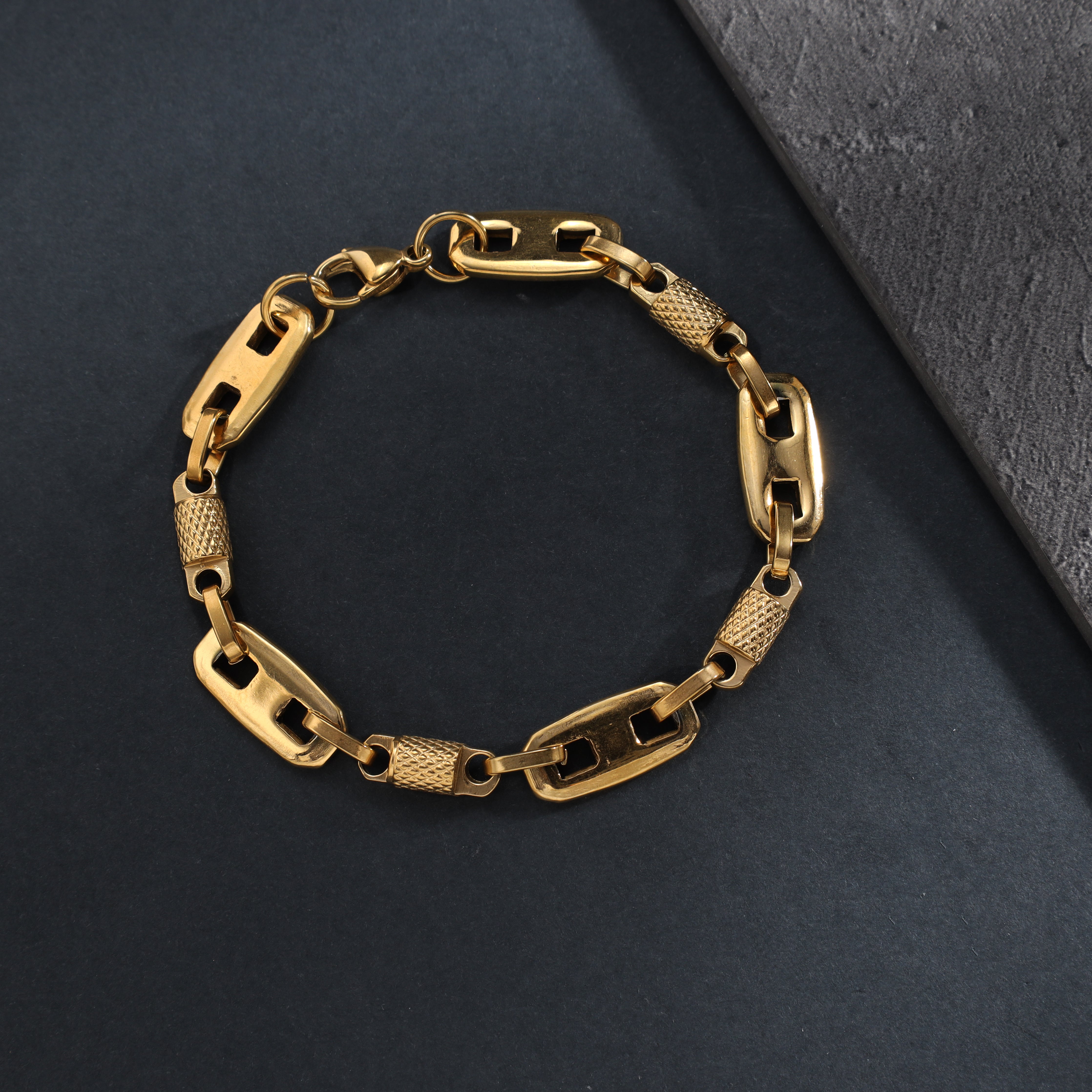 Plattenkette Armband 9mm breit 21cm aus Edelstahl 18K vergoldet - Taipan Schmuck