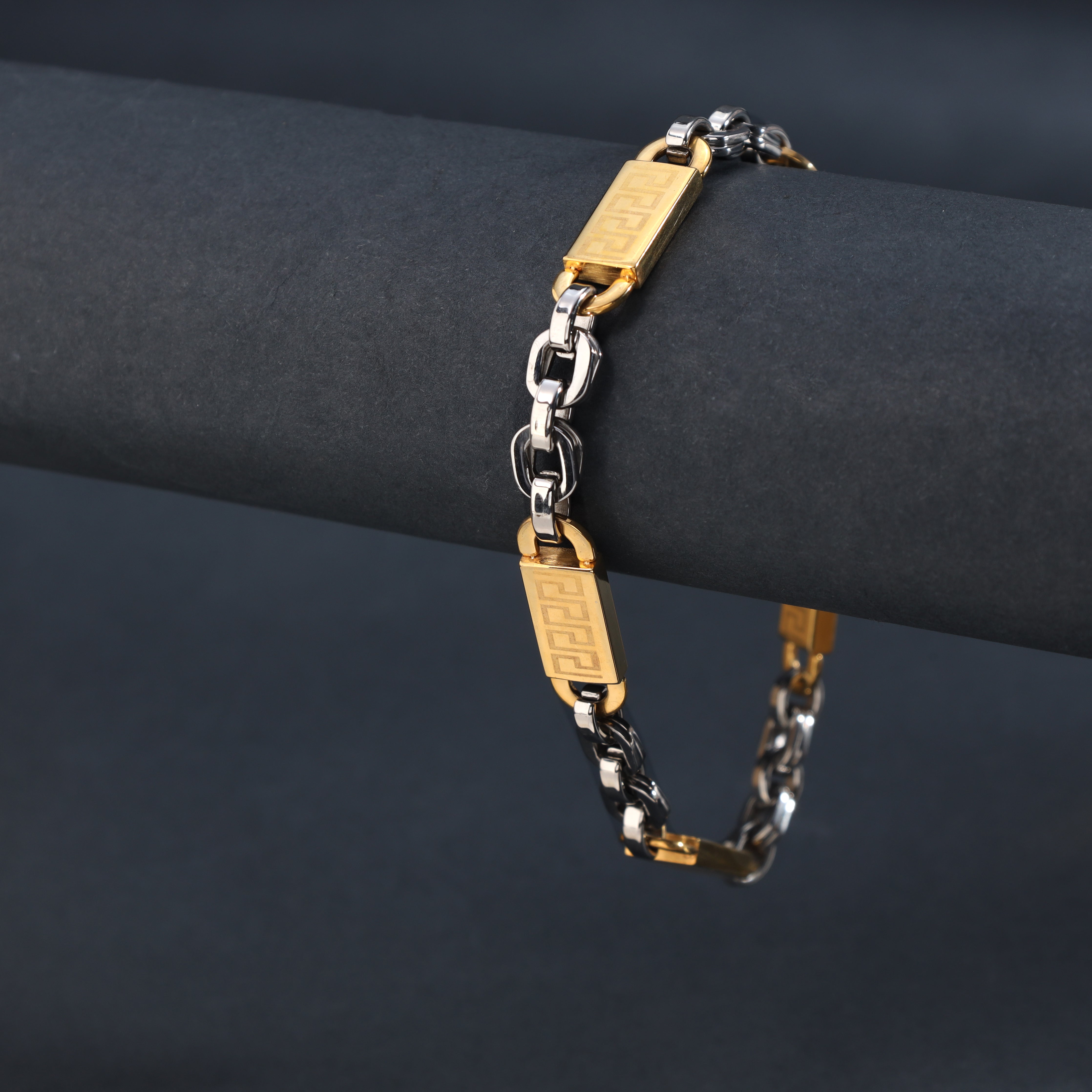 8mm Plattenkette Armband 22cm aus Edelstahl 18K vergoldet - Taipan Schmuck