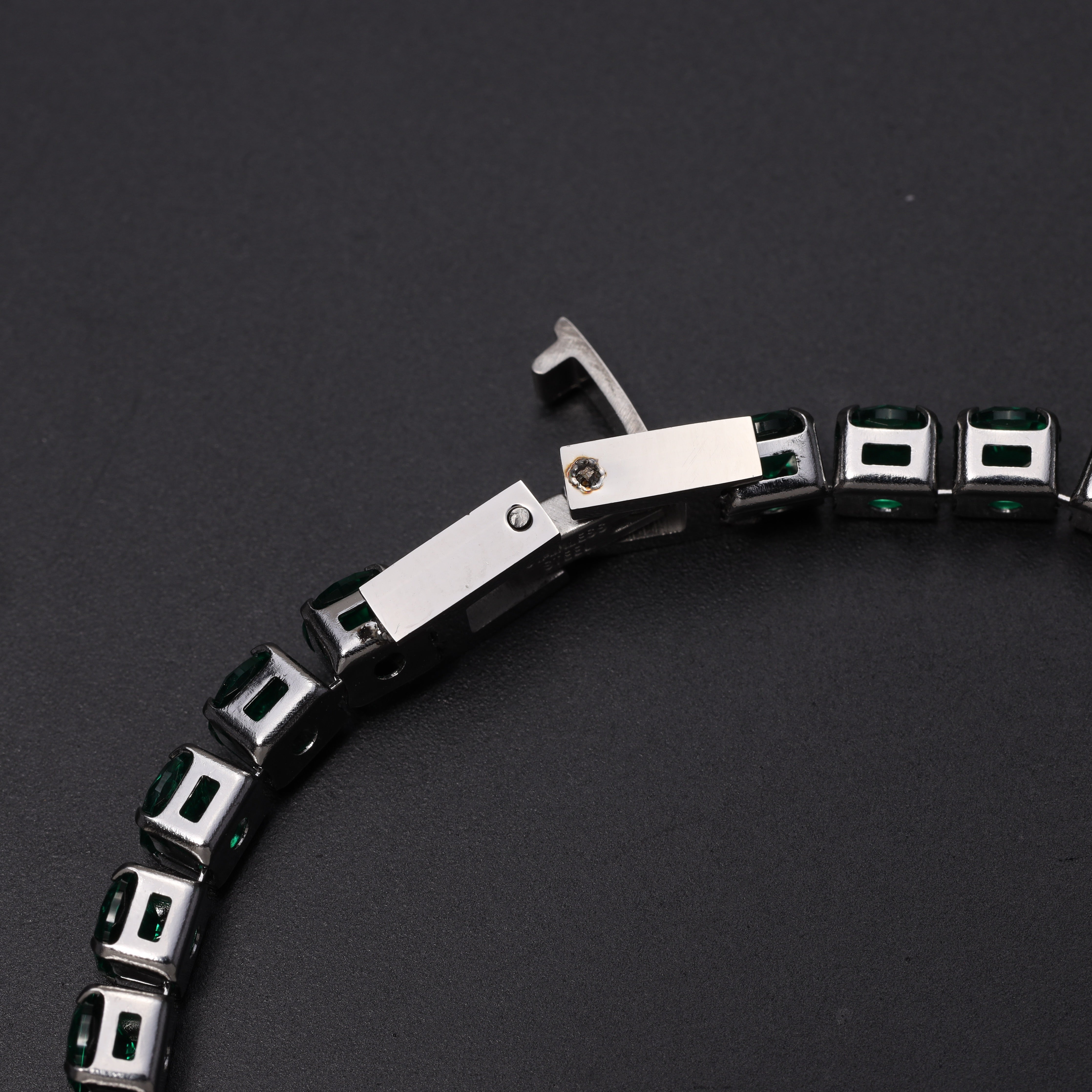5mm Tennis Chain Armband Grün aus Edelstahl VVS - Taipan Schmuck