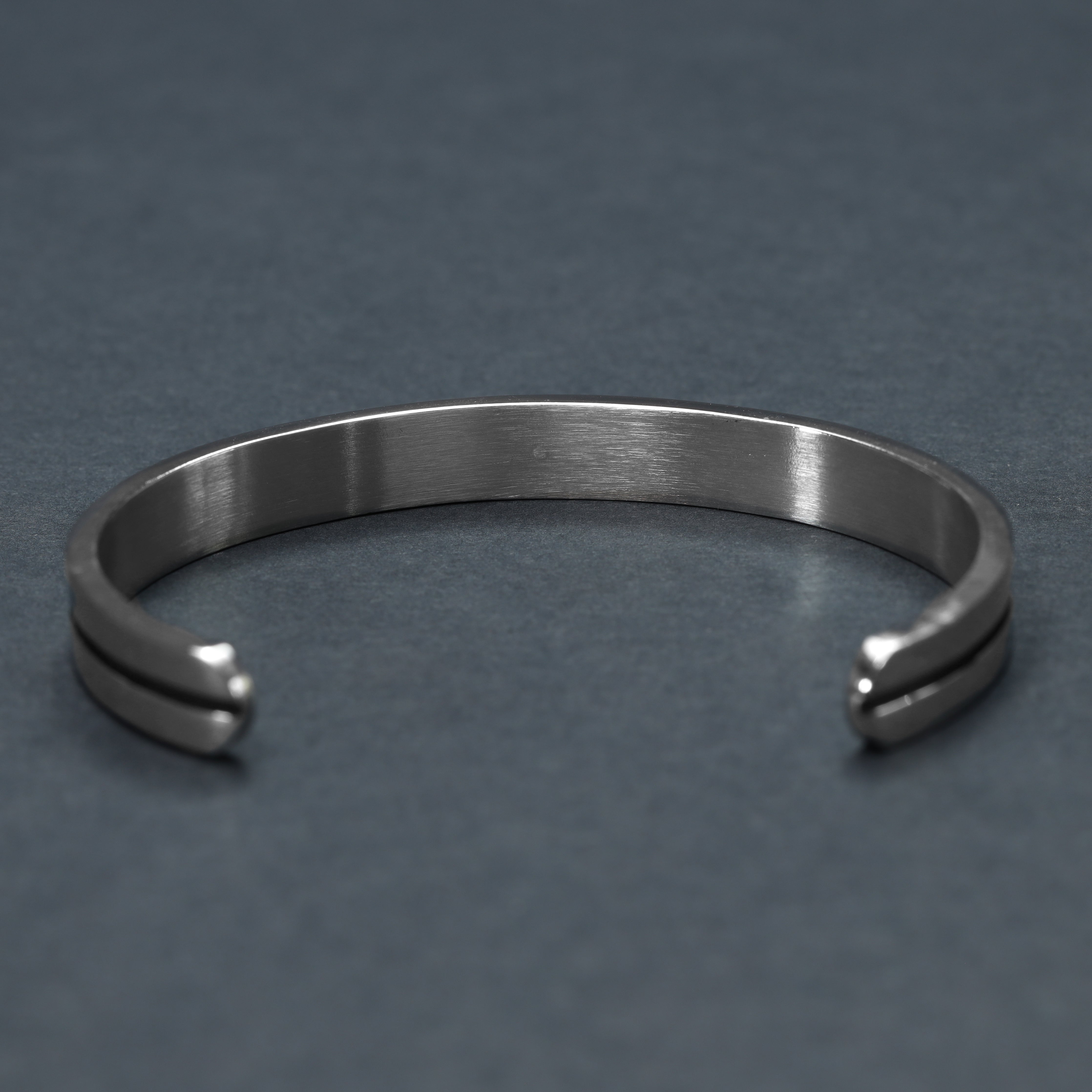 Armreif Armband mit Zirkoniastein und schwarzer Emaille 8mm breit aus Edelstahl - Taipan Schmuck