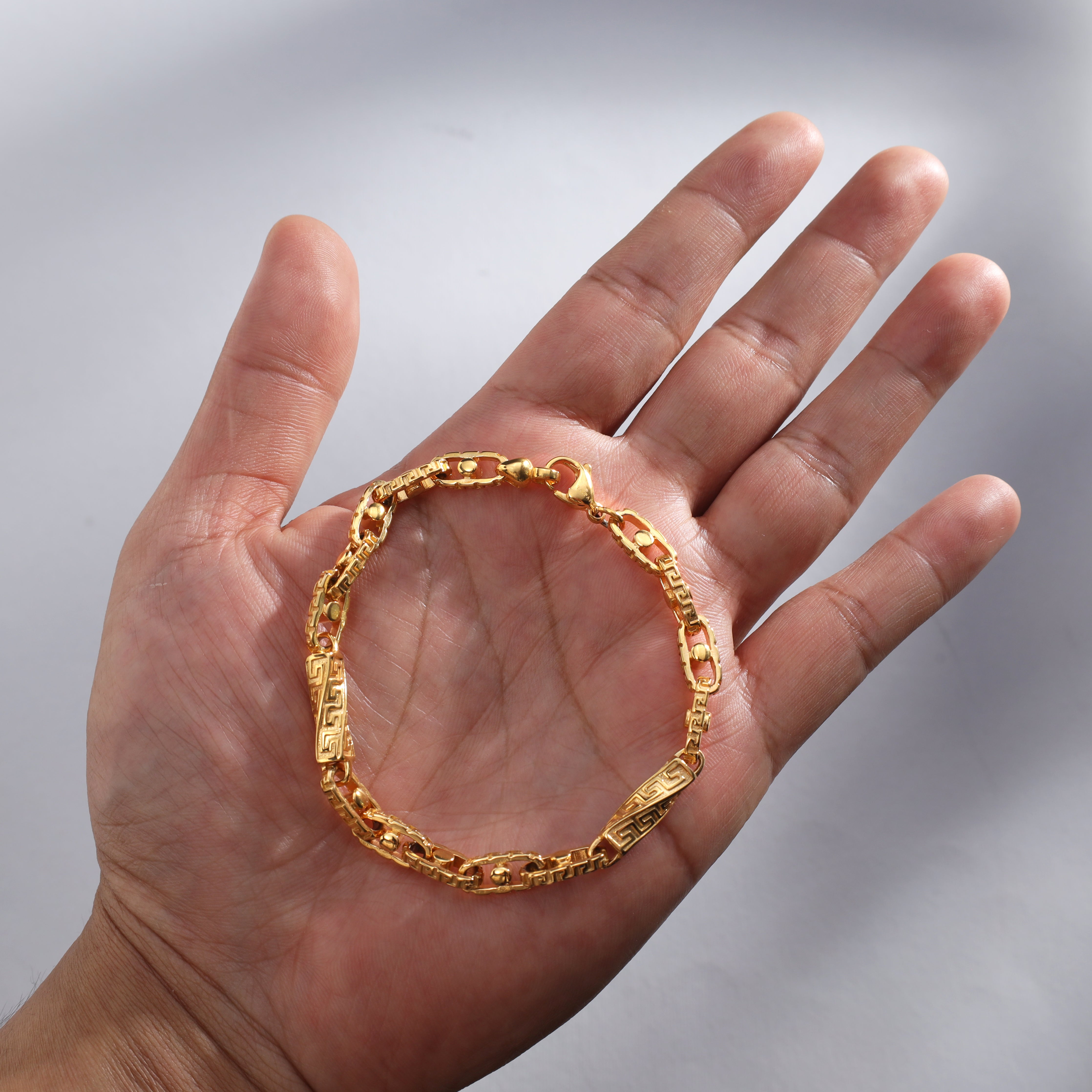 Santorini bracelet 6mm wide 19/21cm long made of stainless steel 18K gold plated
