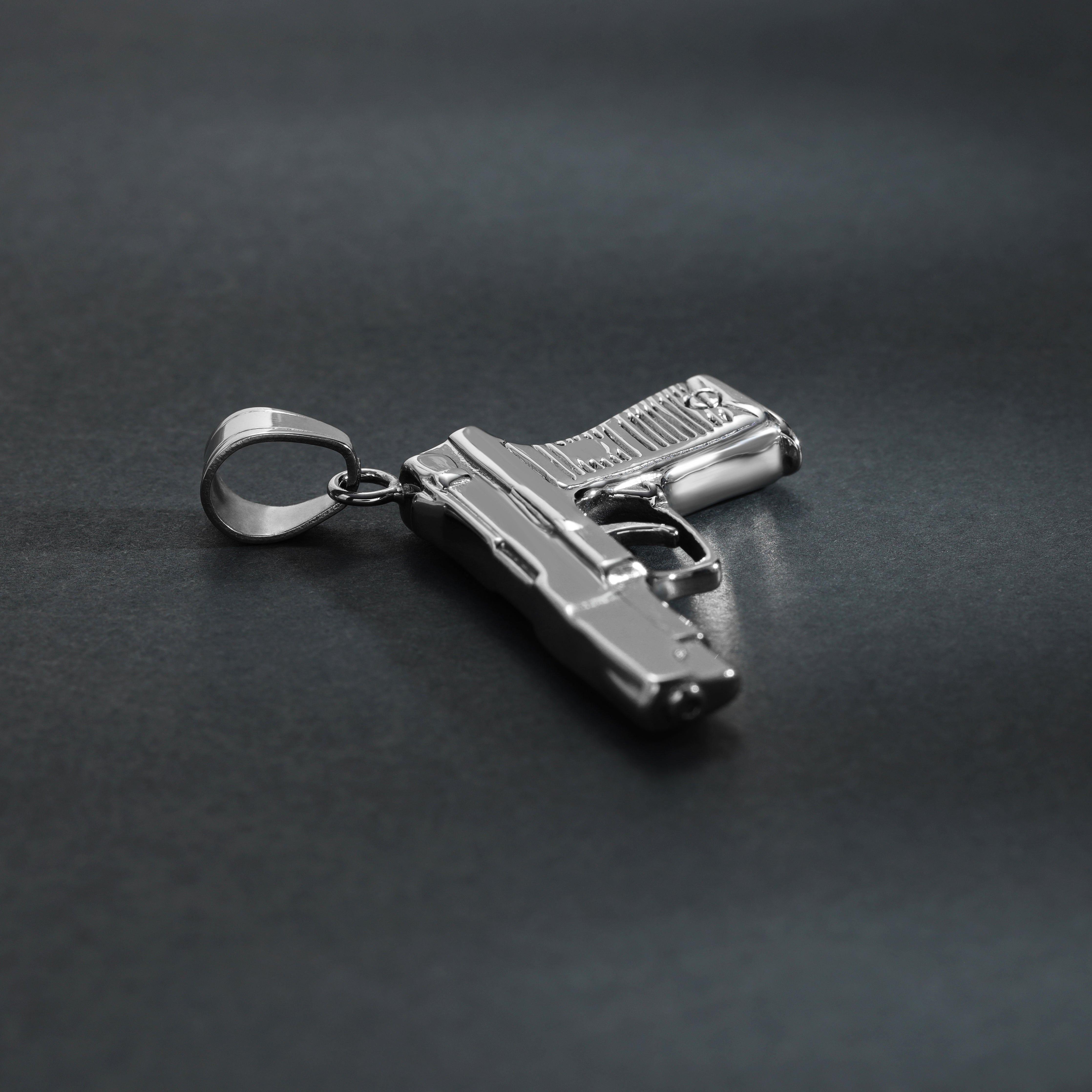 Verschiedene Anhänger aus Edelstahl Iced Out Stil Löwe / Boxhandschuh / Löwe / AK47 / Pistole - Taipan Schmuck
