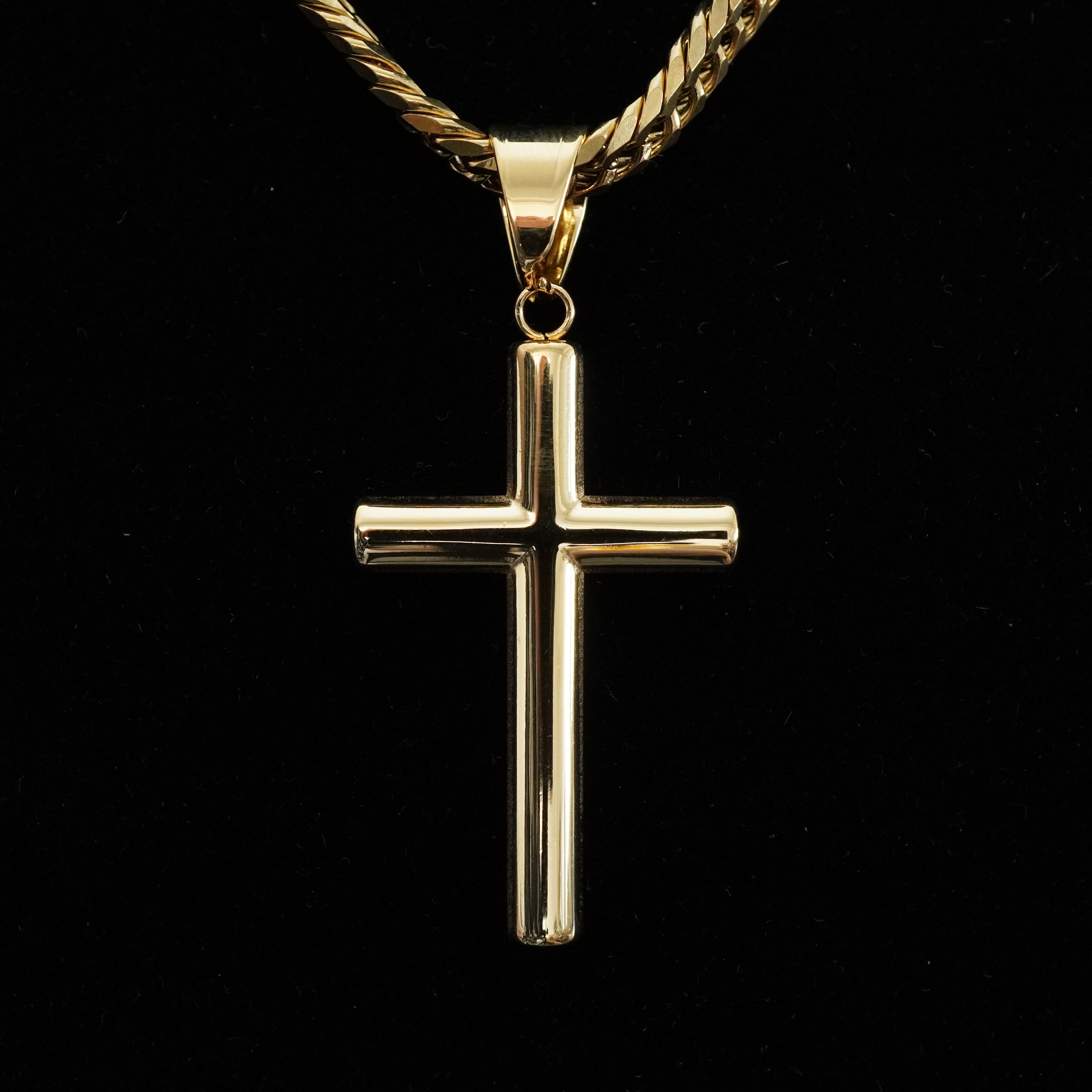 Kreuz Anhänger Iced Out Stil aus Edelstahl vergoldet