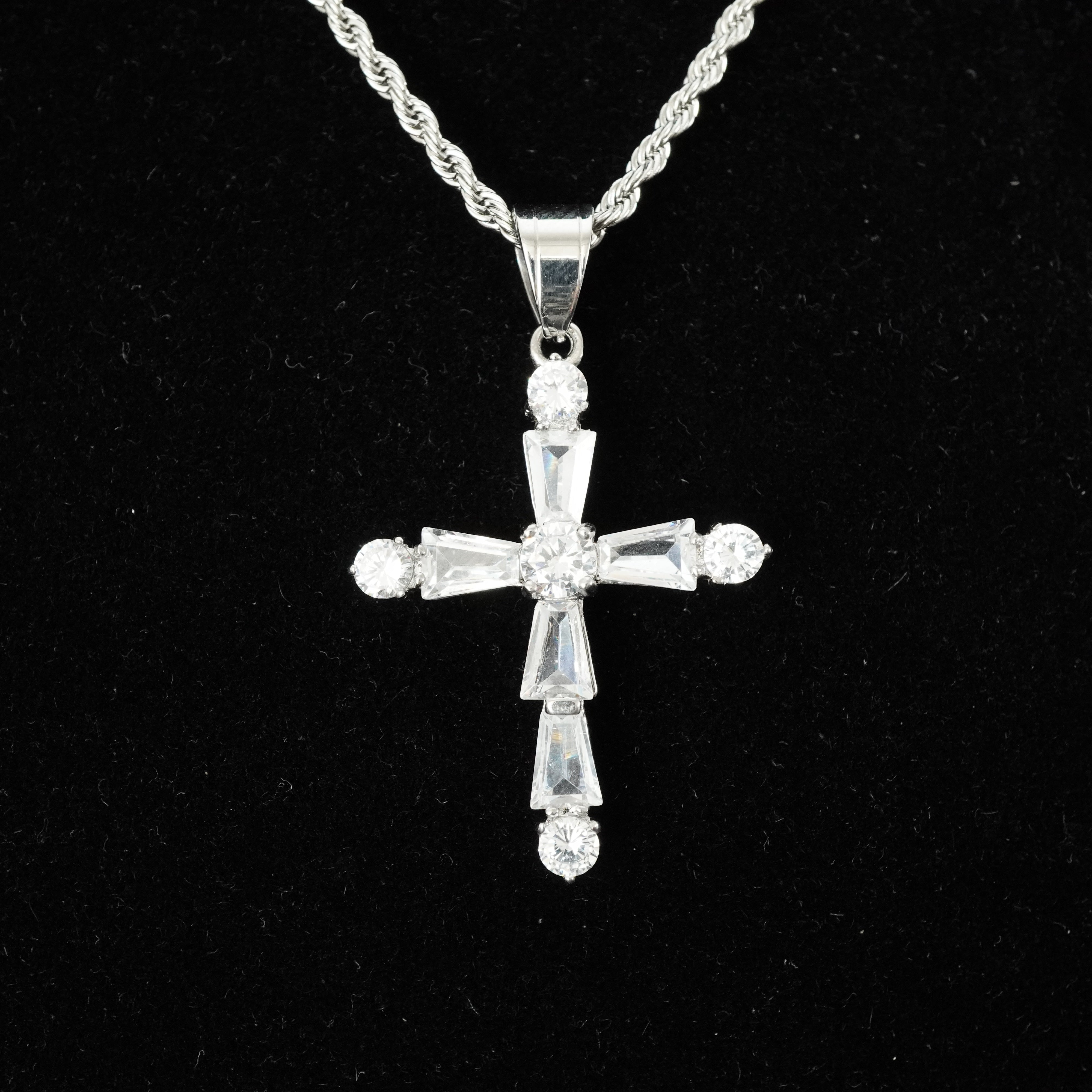 Kreuz Anhänger Iced Out Stil aus Edelstahl