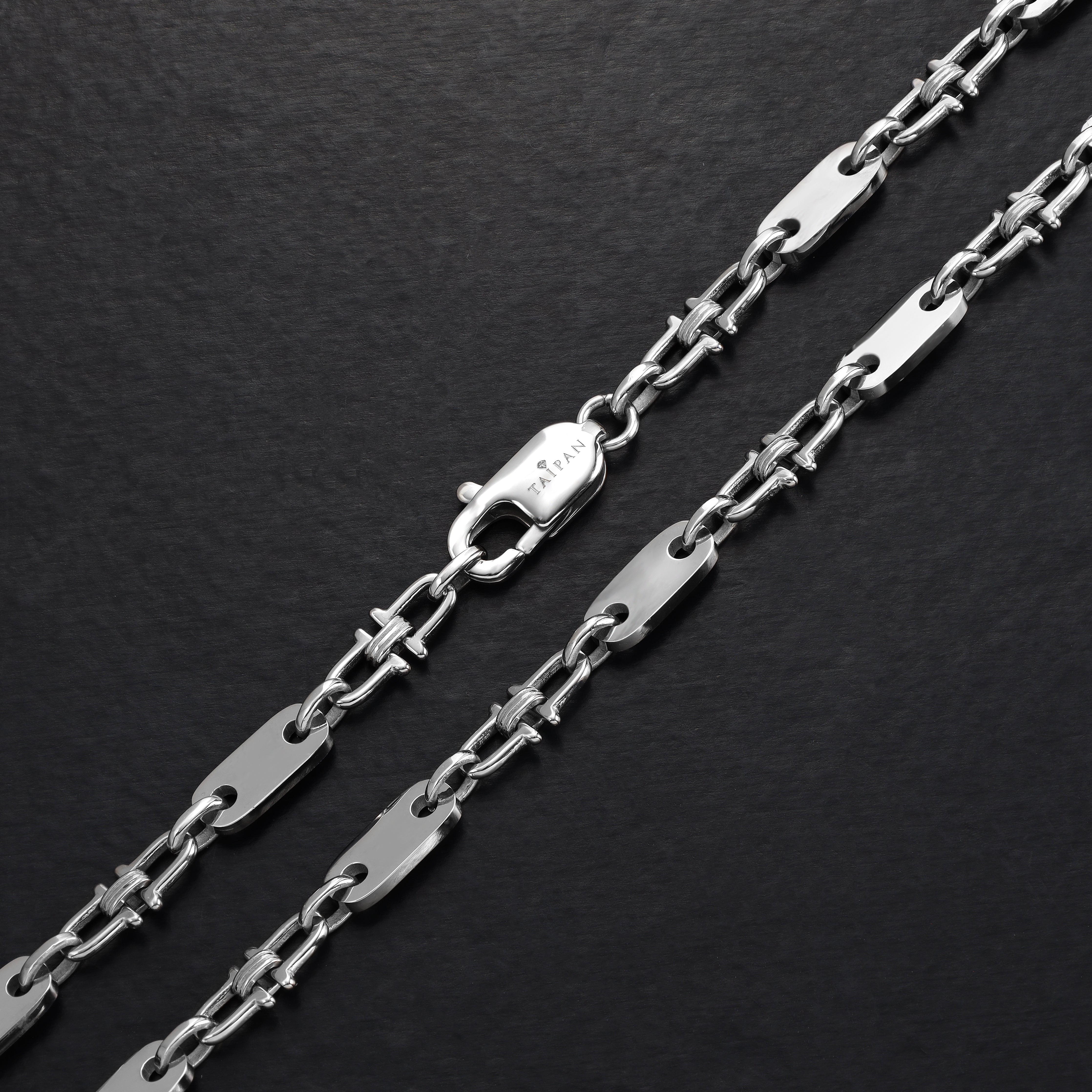 Plattenkette mit beweglichen Steigbügeln 5mm breit aus Edelstahl - Taipan Schmuck