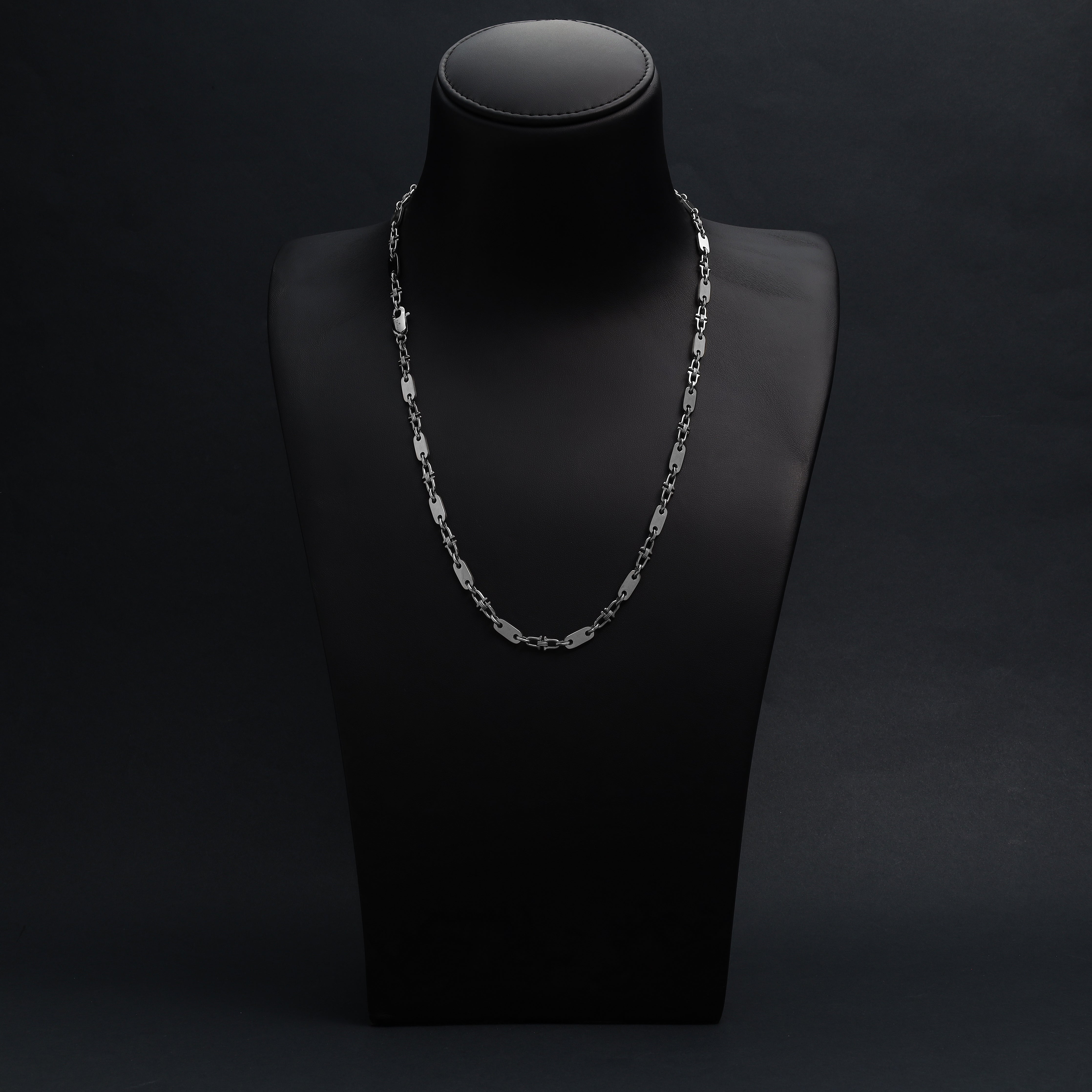 Plattenkette mit beweglichen Steigbügeln 5mm breit aus Edelstahl - Taipan Schmuck