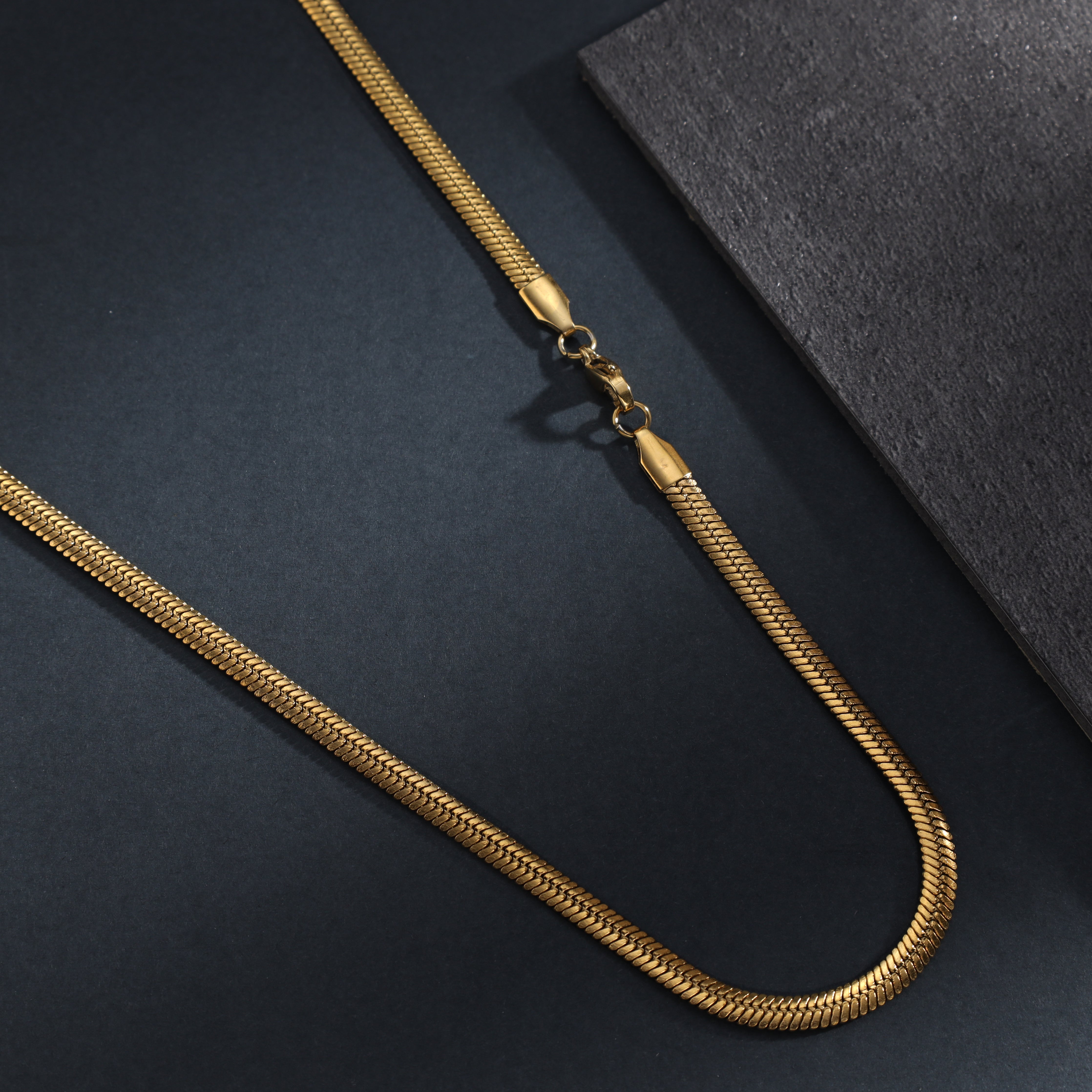 4mm Fischgrätenkette Herringbone aus Edelstahl 18K vergoldet - Taipan Schmuck