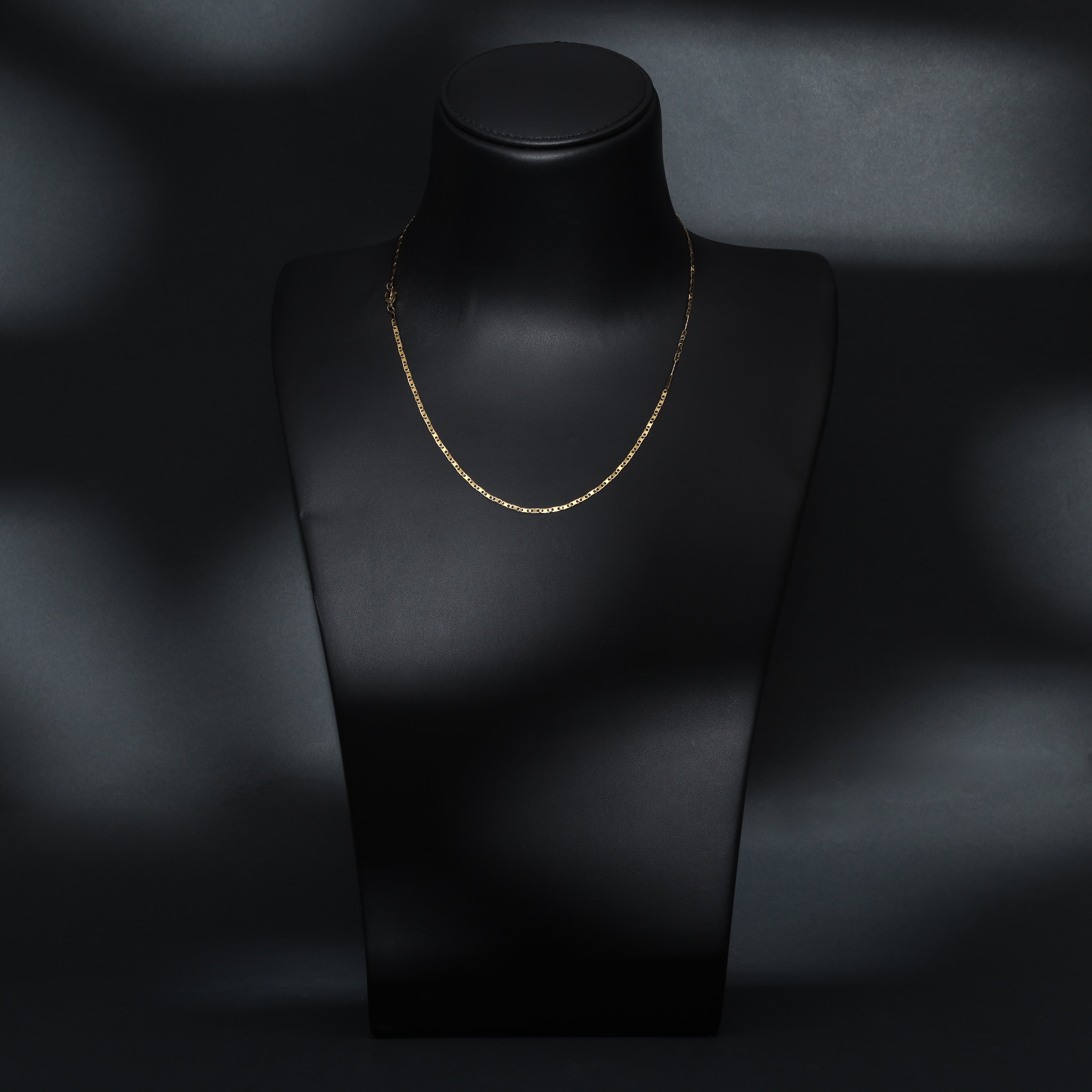 2mm filigrane Plättchenkette aus Edelstahl 18K vergoldet - Taipan Schmuck
