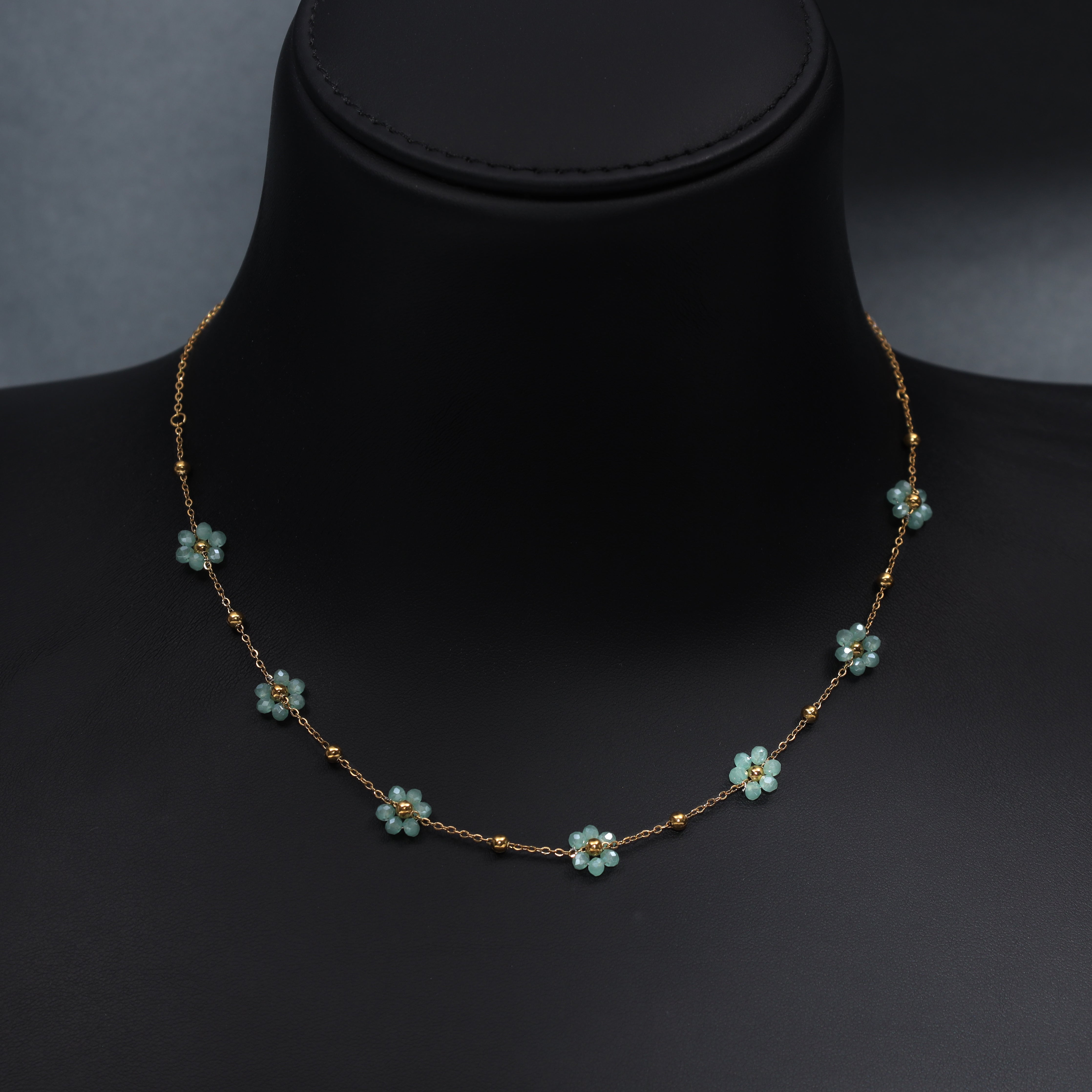 Ladies anchor chain with green flowers made of stainless steel 18K gold-plated