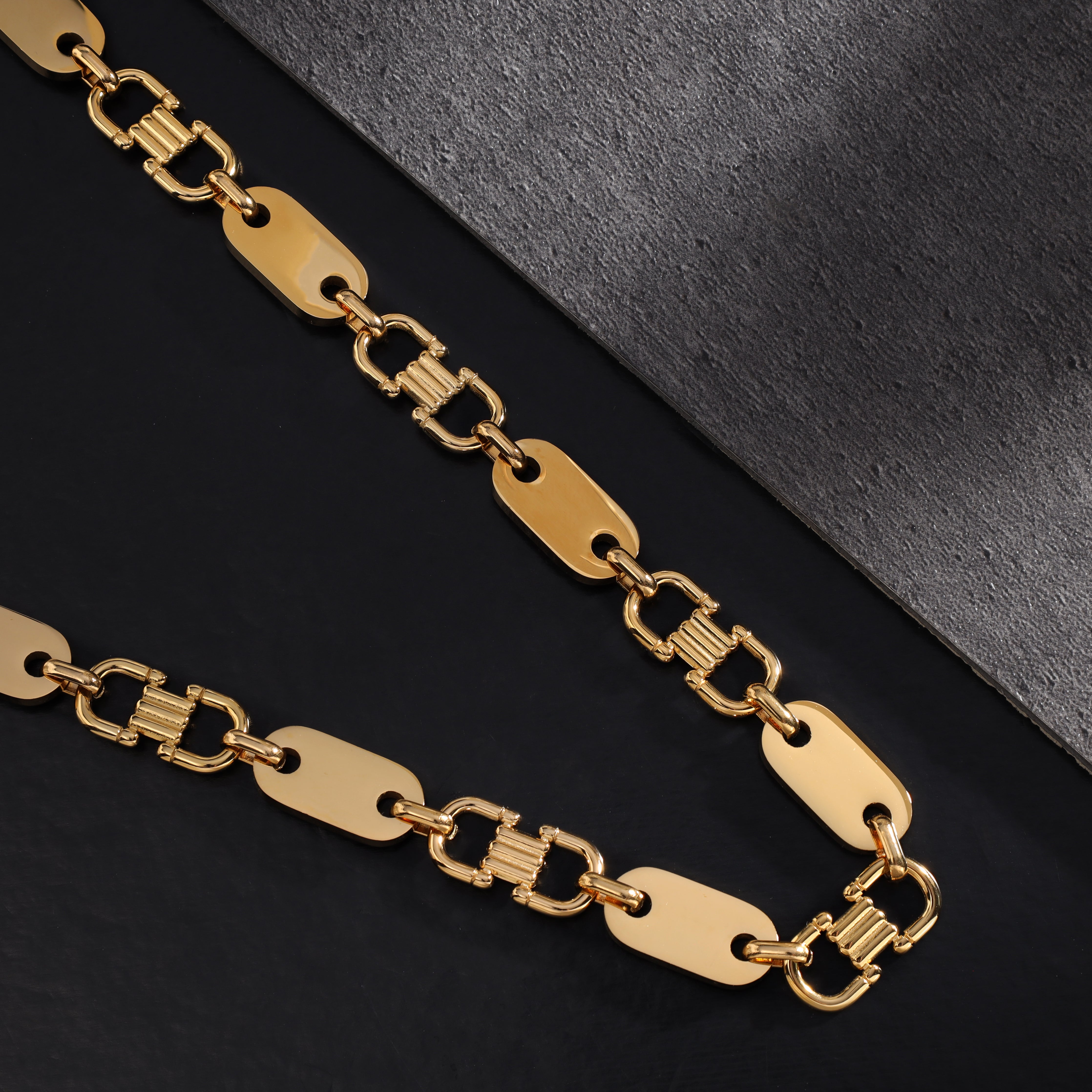 Plattenkette 10mm breite Steigbügelkette aus Edelstahl 18K Vergoldet - Taipan Schmuck