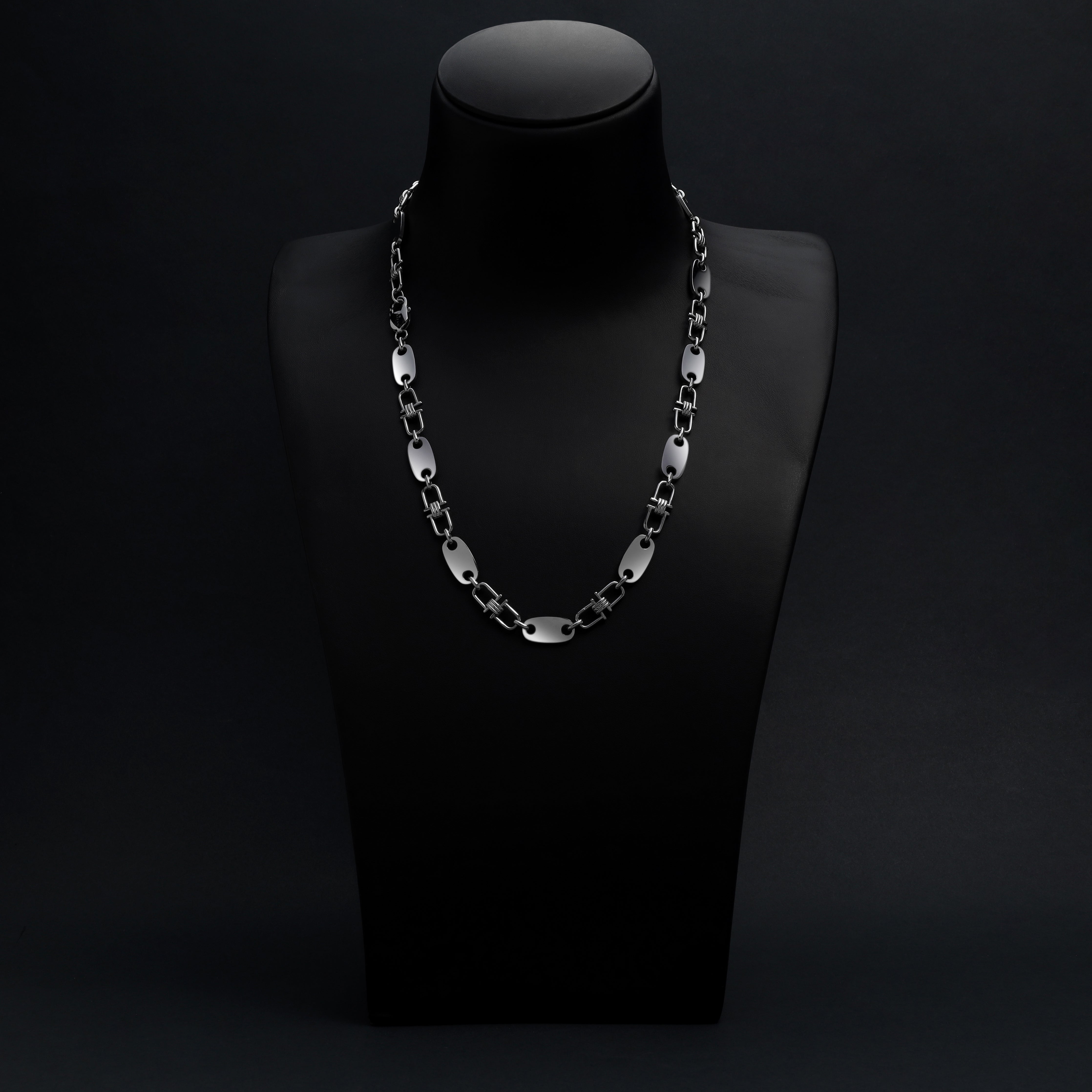 Plattenkette mit beweglichen Steigbügeln 10mm breit aus Edelstahl - Taipan Schmuck