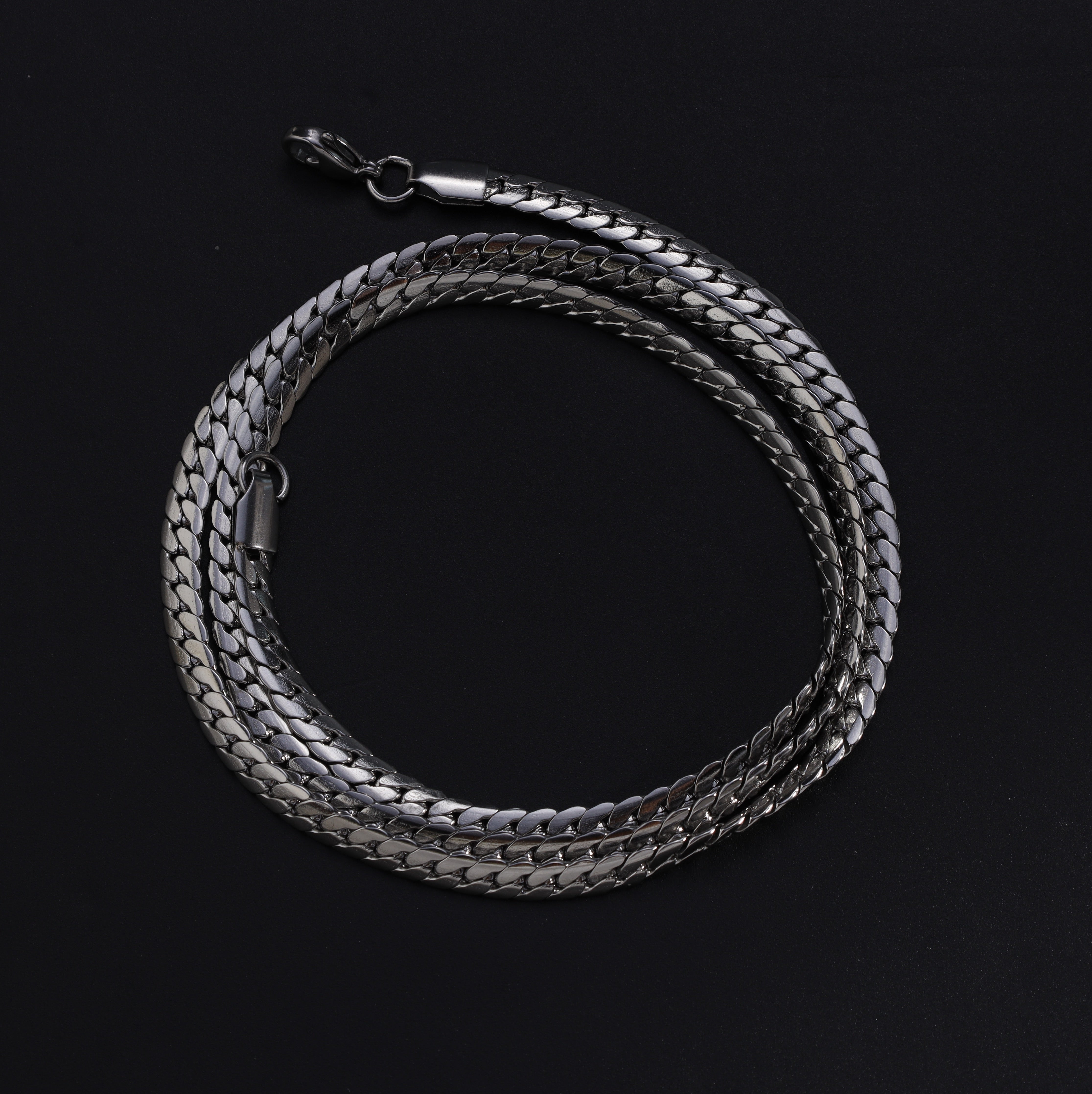 Flache Panzerkette 5mm breit aus Edelstahl - Taipan Schmuck