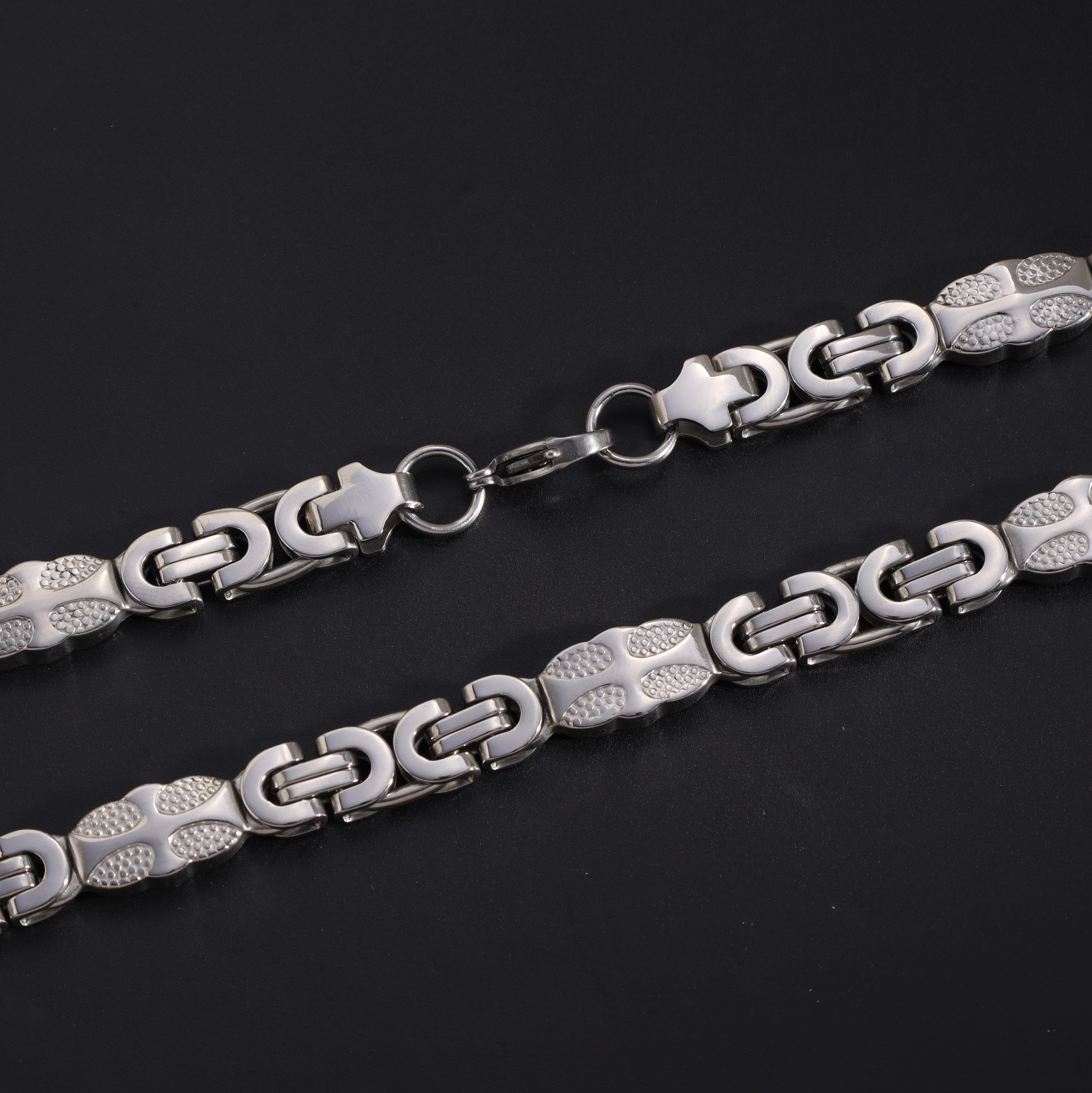 9mm Etruskerkette flache Königskette mit Kreuz Design aus Edelstahl - Taipan Schmuck