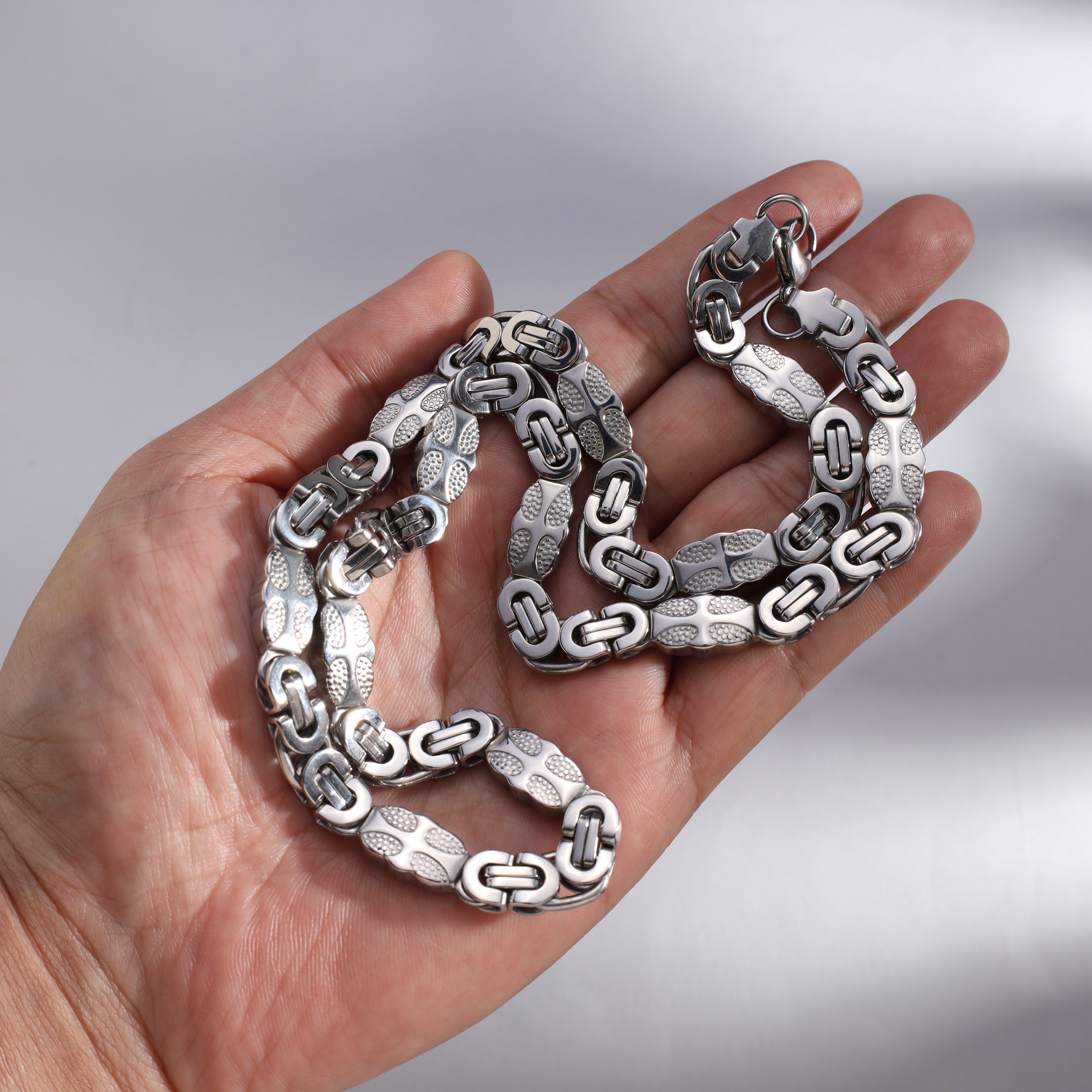 9mm Etruskerkette flache Königskette mit Kreuz Design aus Edelstahl - Taipan Schmuck