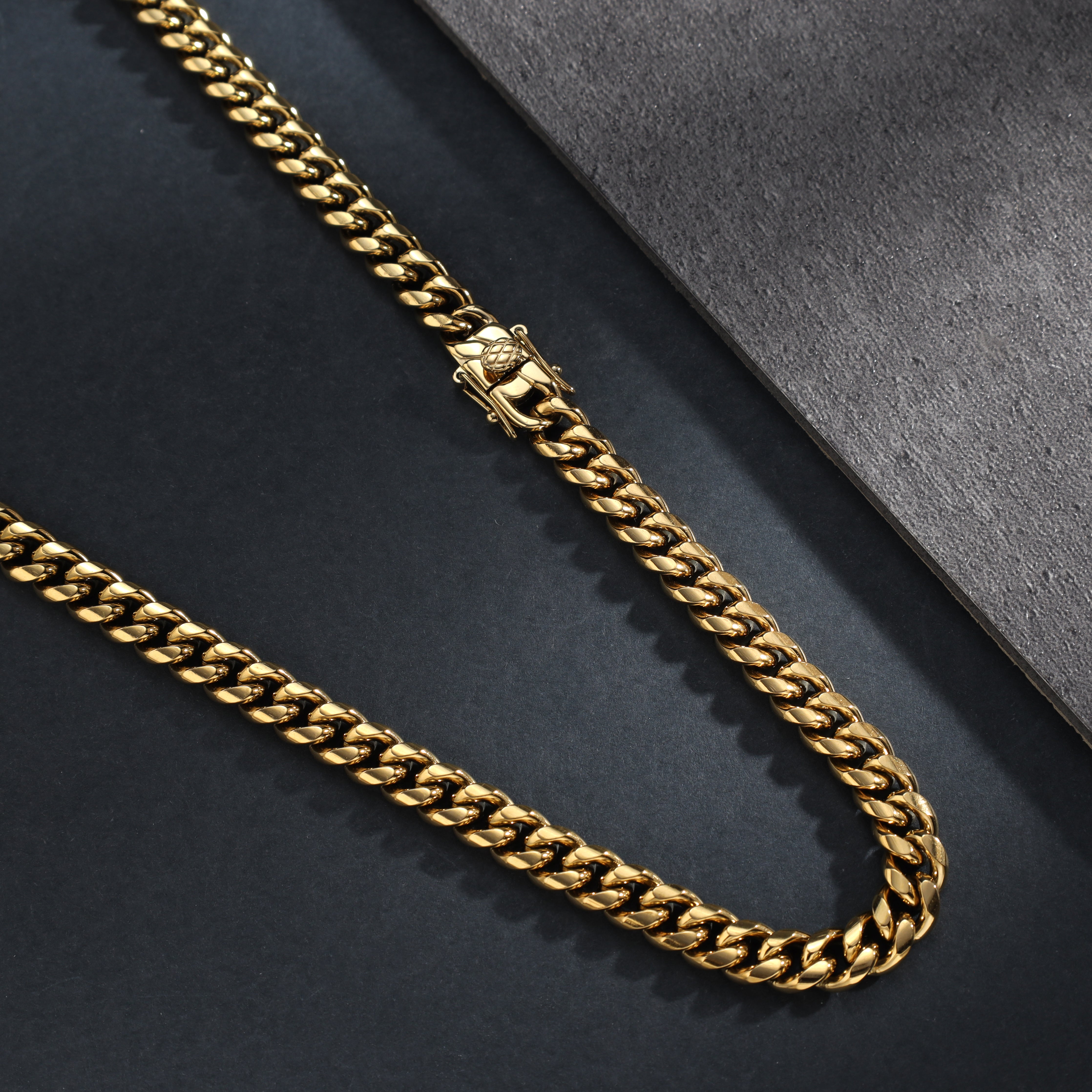 8mm Miami Cuban link aus Edelstahl 18K vergoldet - Taipan Schmuck
