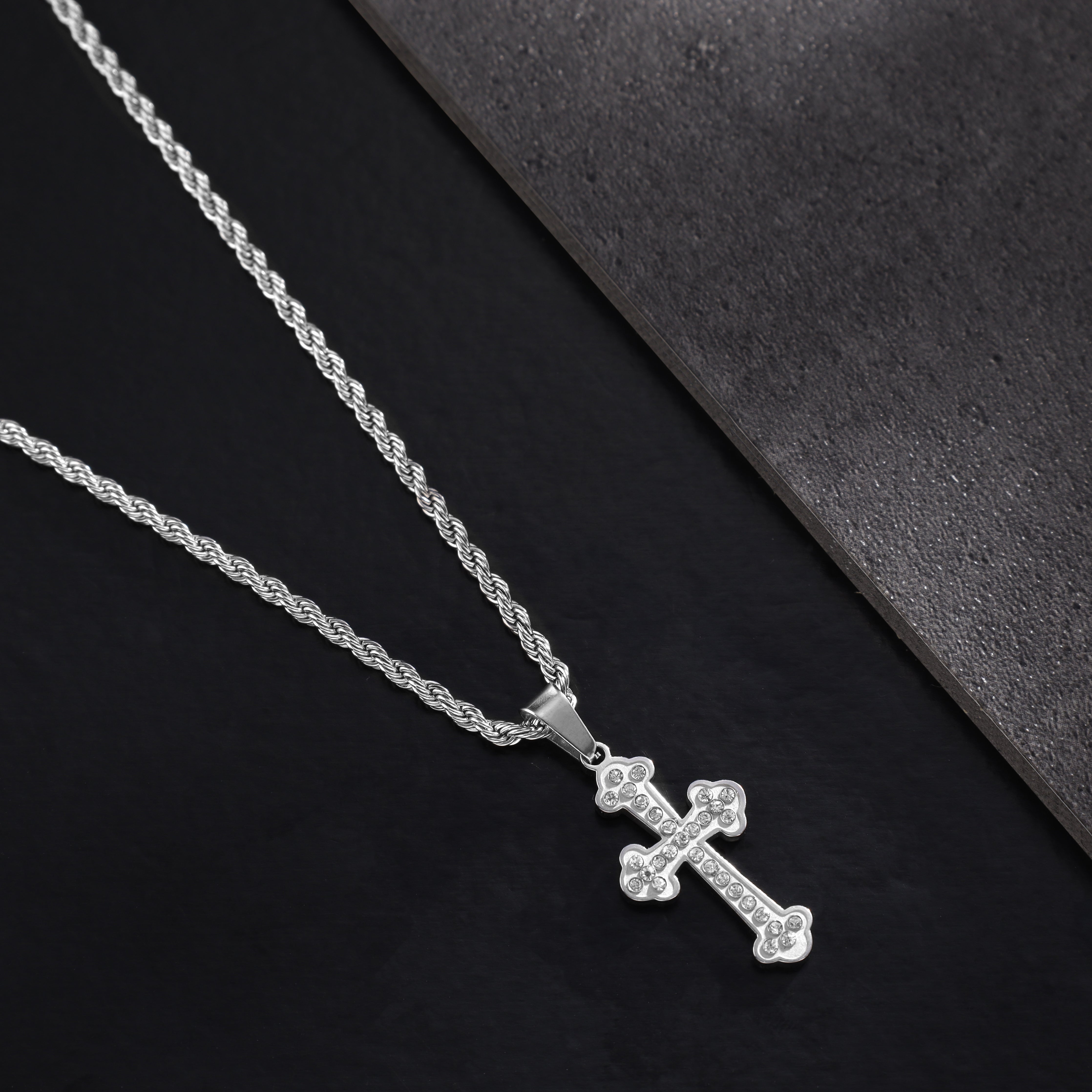 Set Kordelkette Rope Chain mit Iced Out Stil Kreuz Anhänger aus Edelstahl - Taipan Schmuck