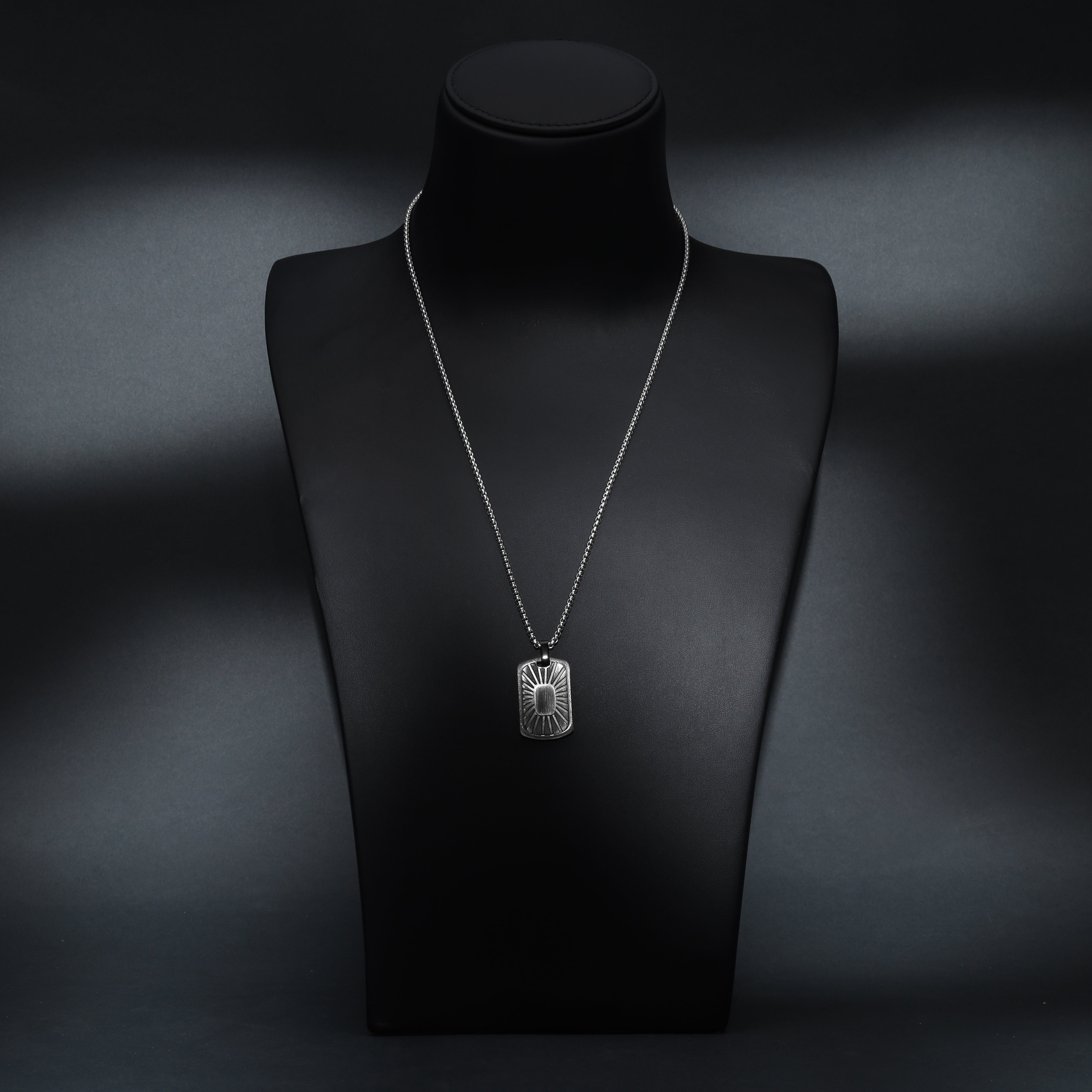 Box Chain Kette mit Dog Tag Anhänger aus Edelstahl - Taipan Schmuck