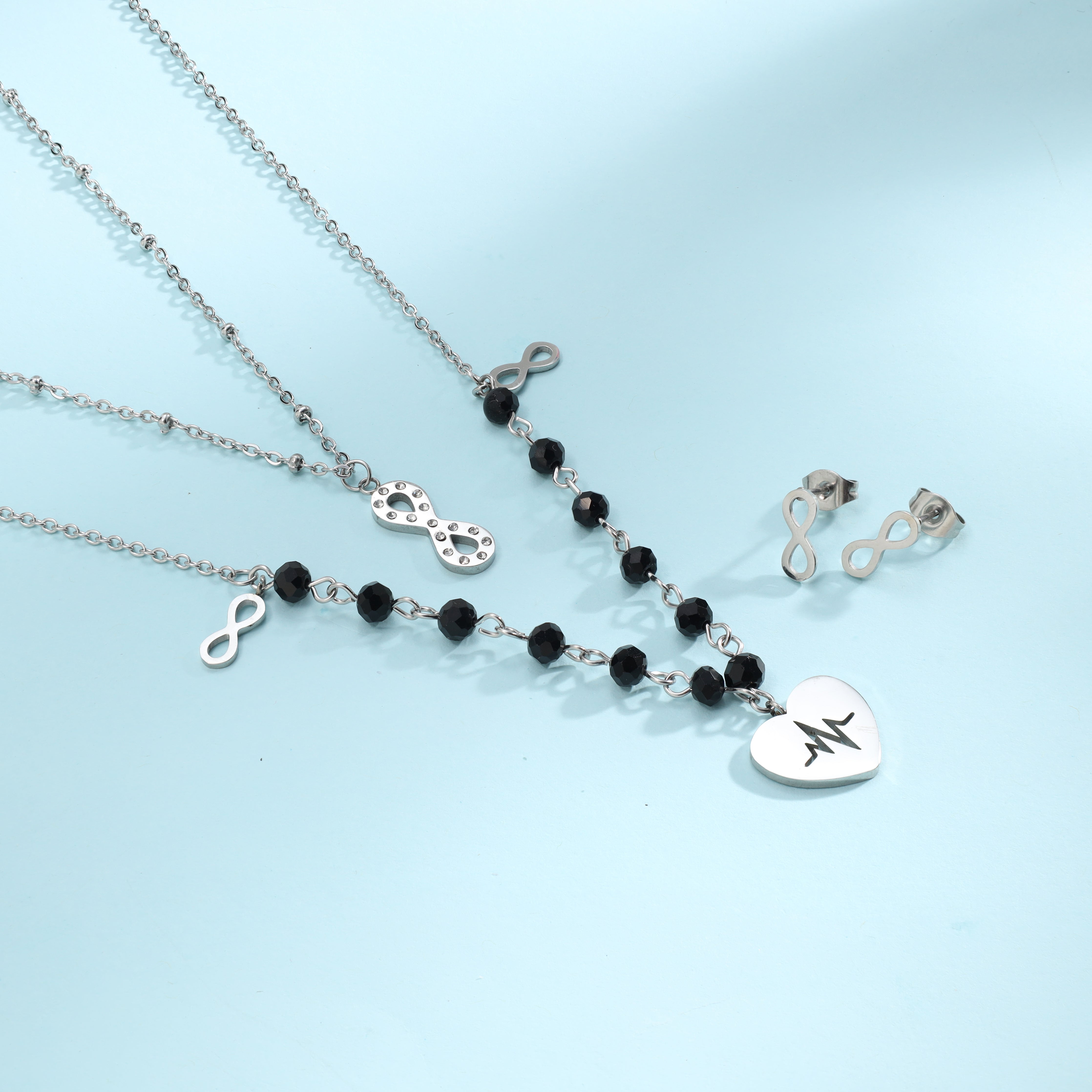 Damen Set Infinity mit Herz Anhänger, Ohrringe aus Edelstahl