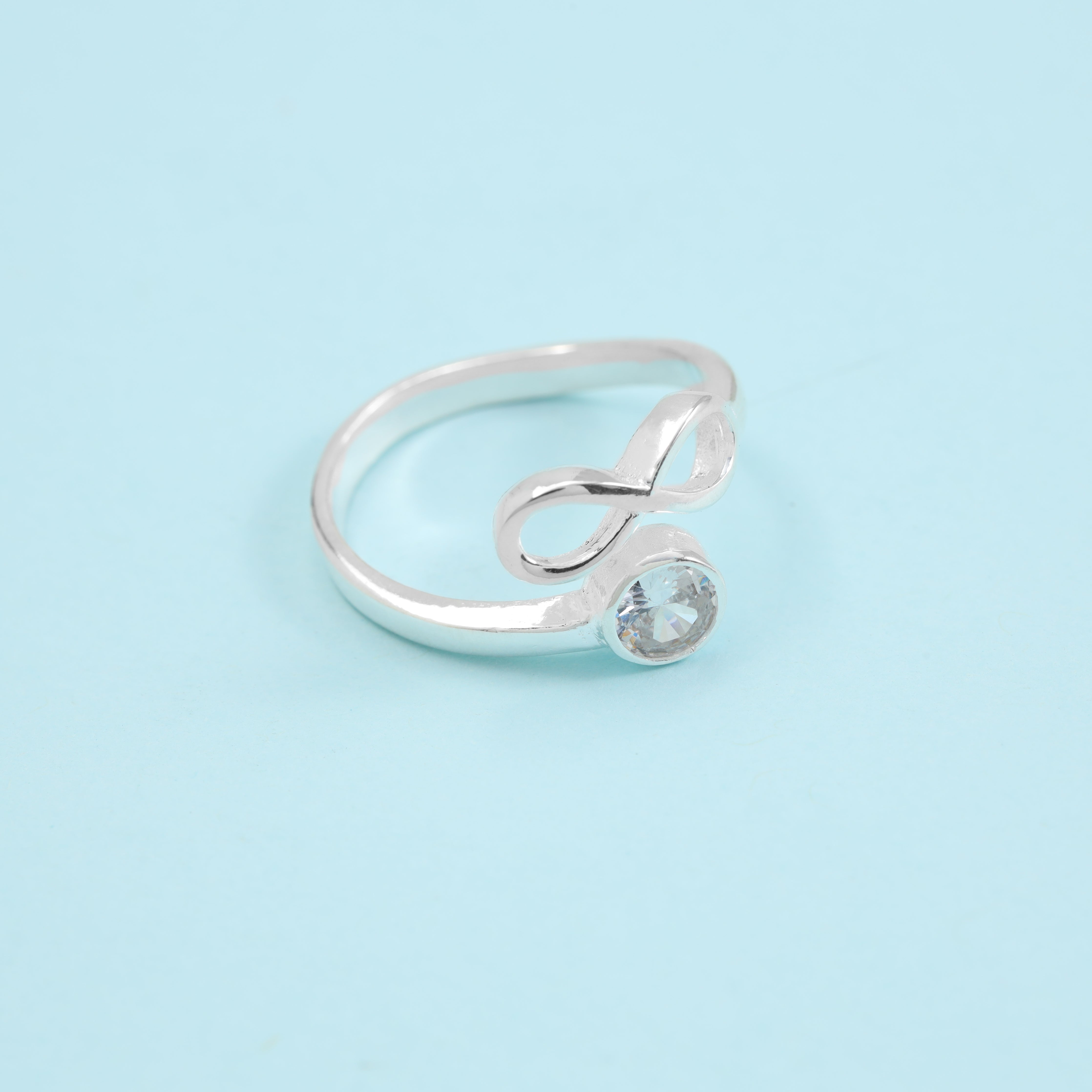 Damen Infinity Silberring mit Zirkonia aus 925 Sterlingsilber - Taipan Schmuck