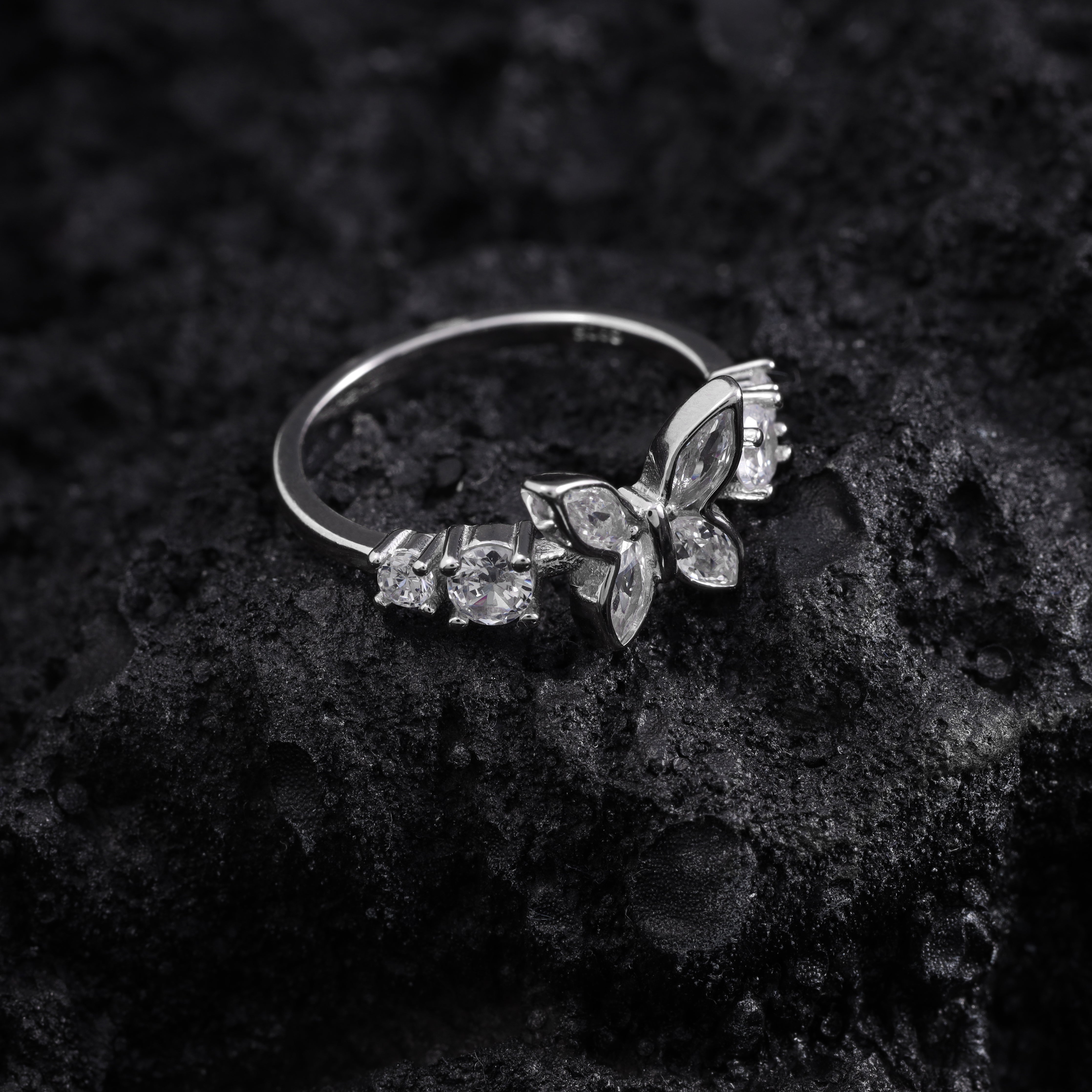 Damen Silberring Zirkonia Schmetterling Motiv Größe 6-8 aus 925 Sterlingsilber - Taipan Schmuck