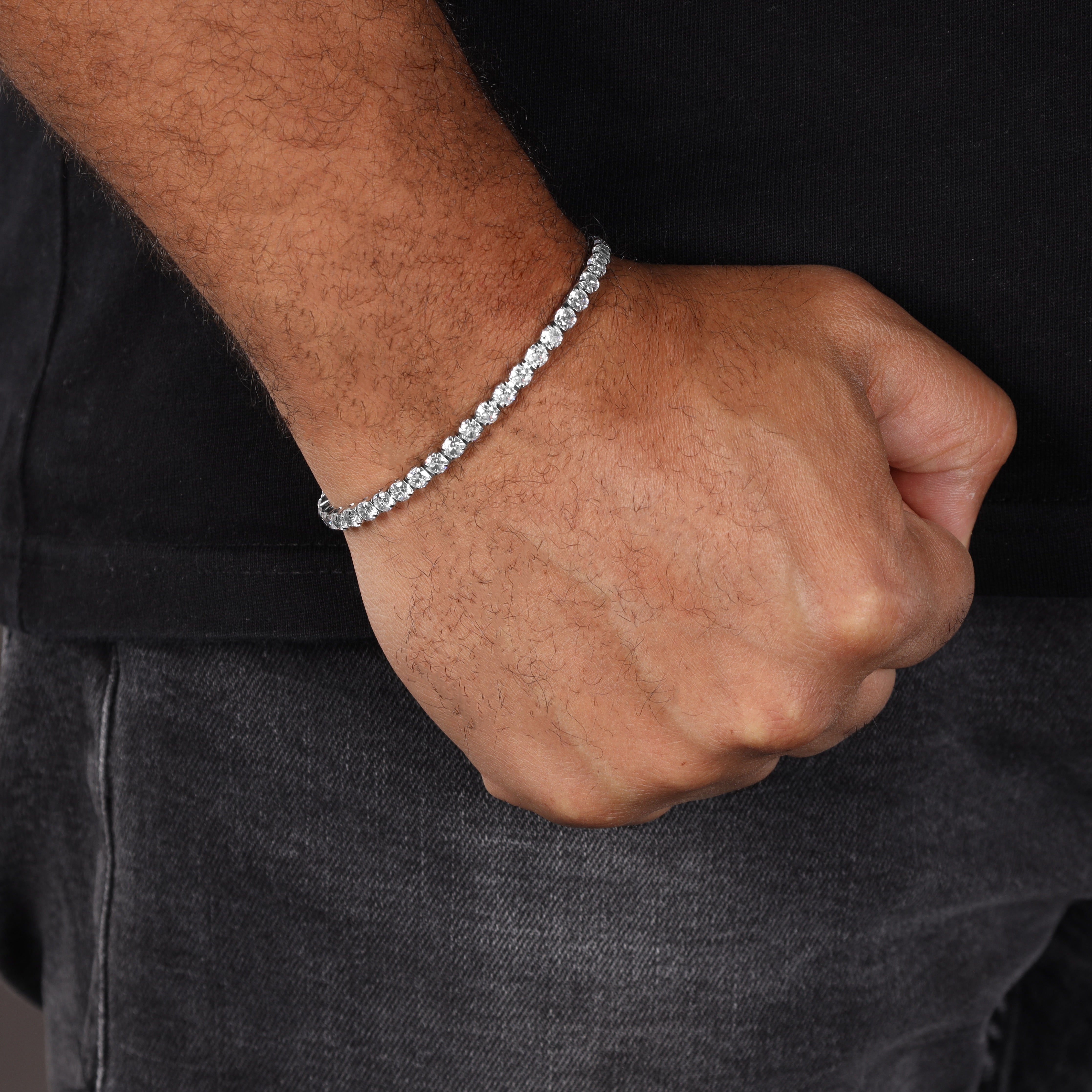 Tennis Chain Bracelet 4mm wide made of stainless steel VVS