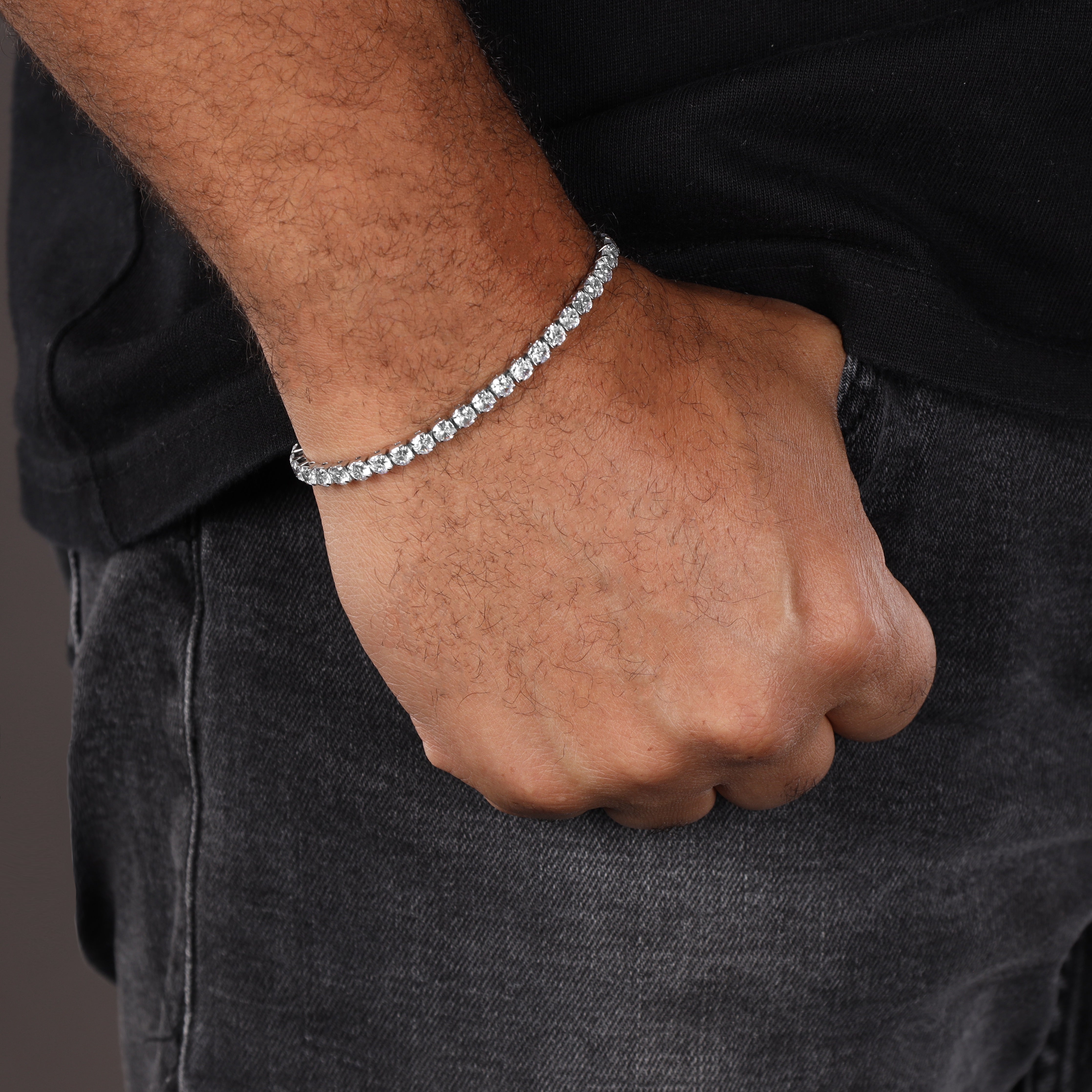 Tennis Chain Bracelet 4mm wide made of stainless steel VVS
