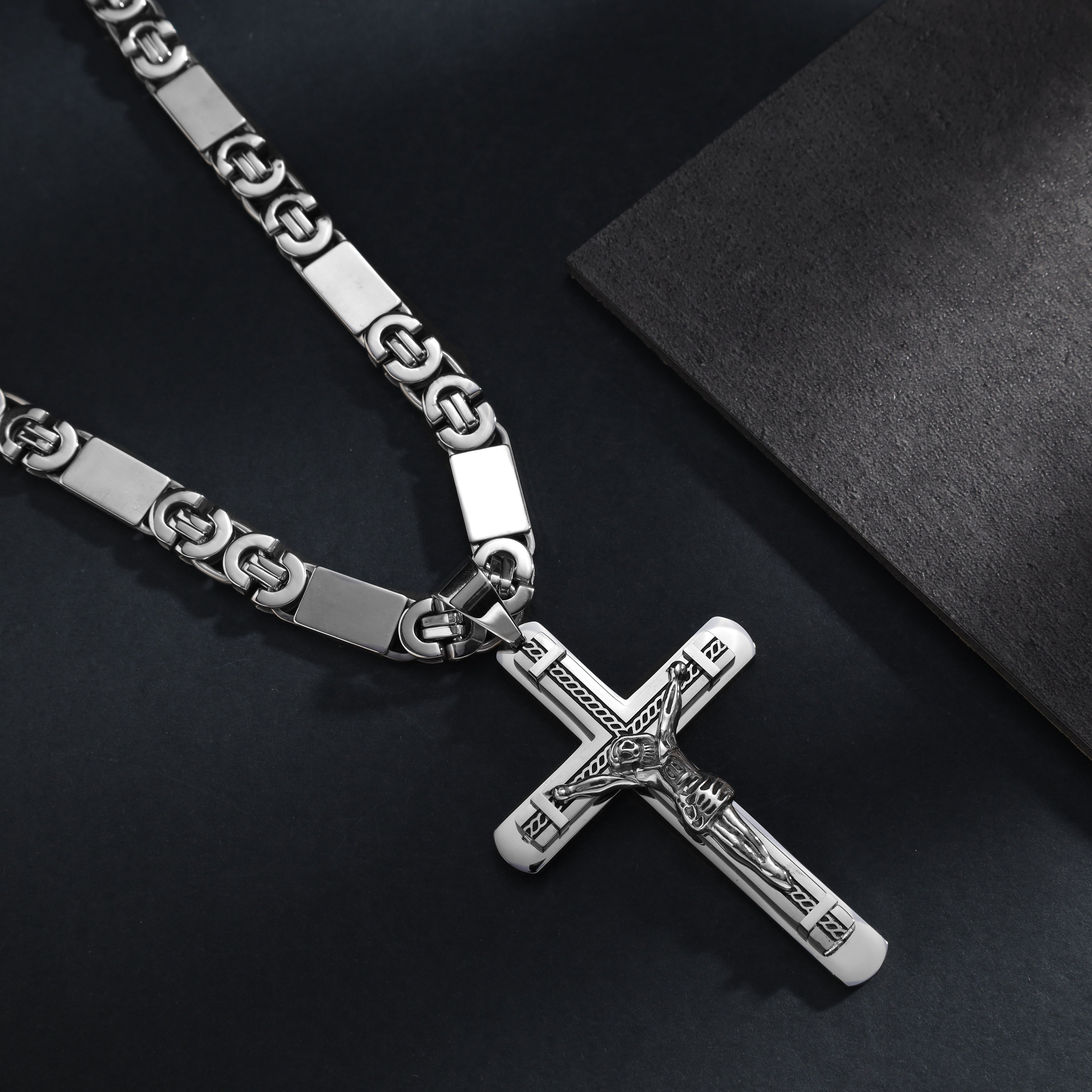 Sehr Großer Kreuz Anhänger aus Edelstahl - Taipan Schmuck
