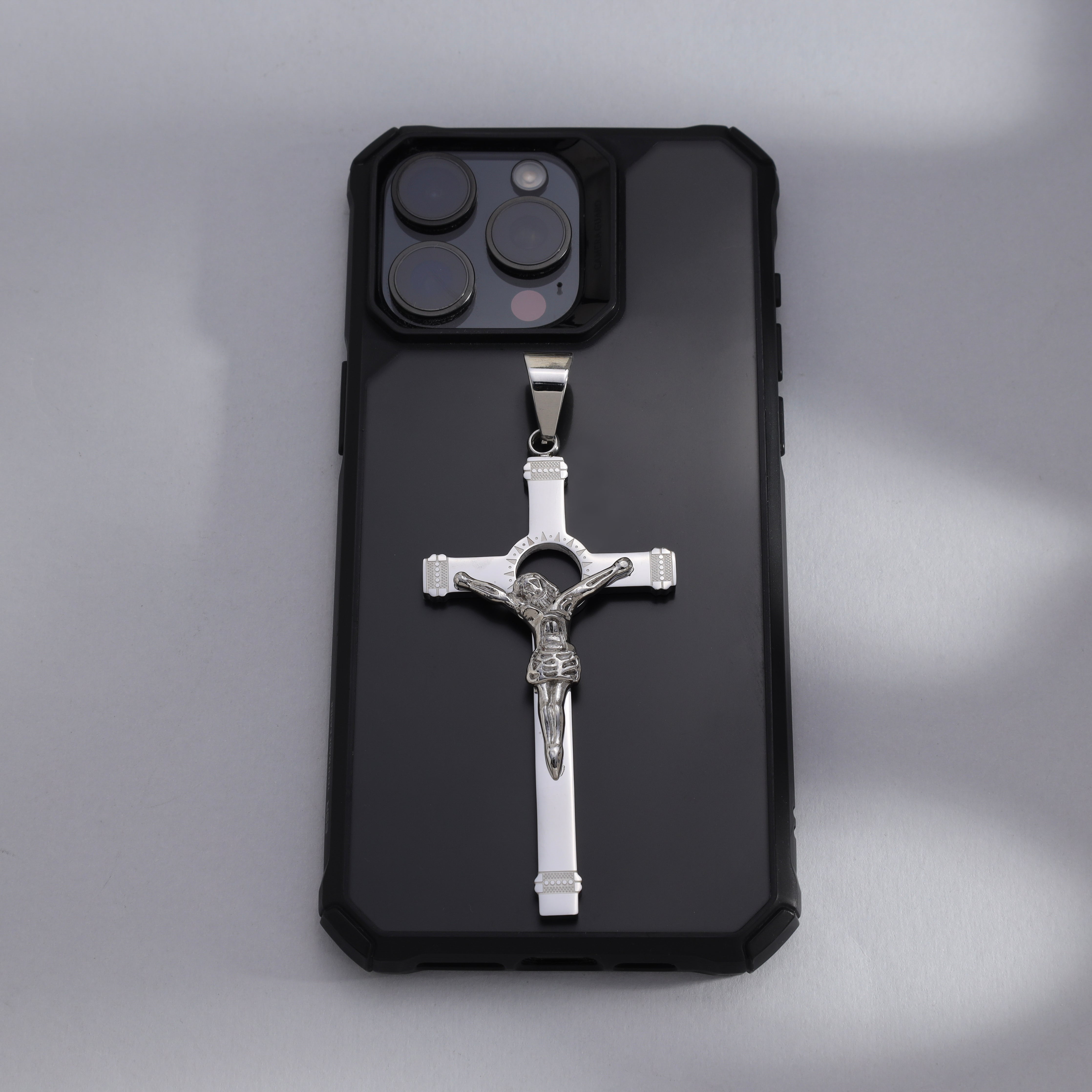 Sehr großer Anhänger Kreuz mit Jesus aus Edelstahl - Taipan Schmuck
