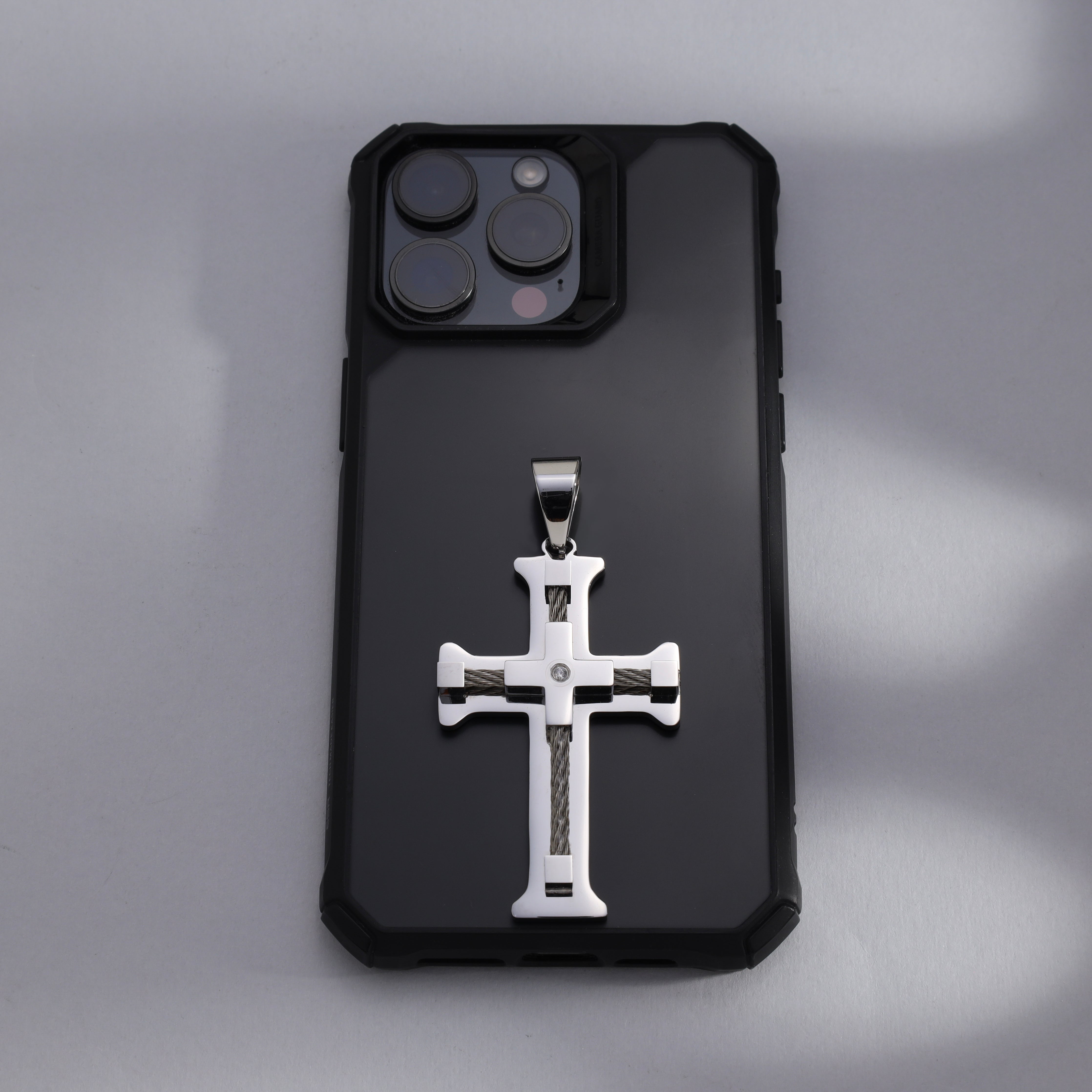 Sehr Großer Kreuz Anhänger aus Edelstahl - Taipan Schmuck