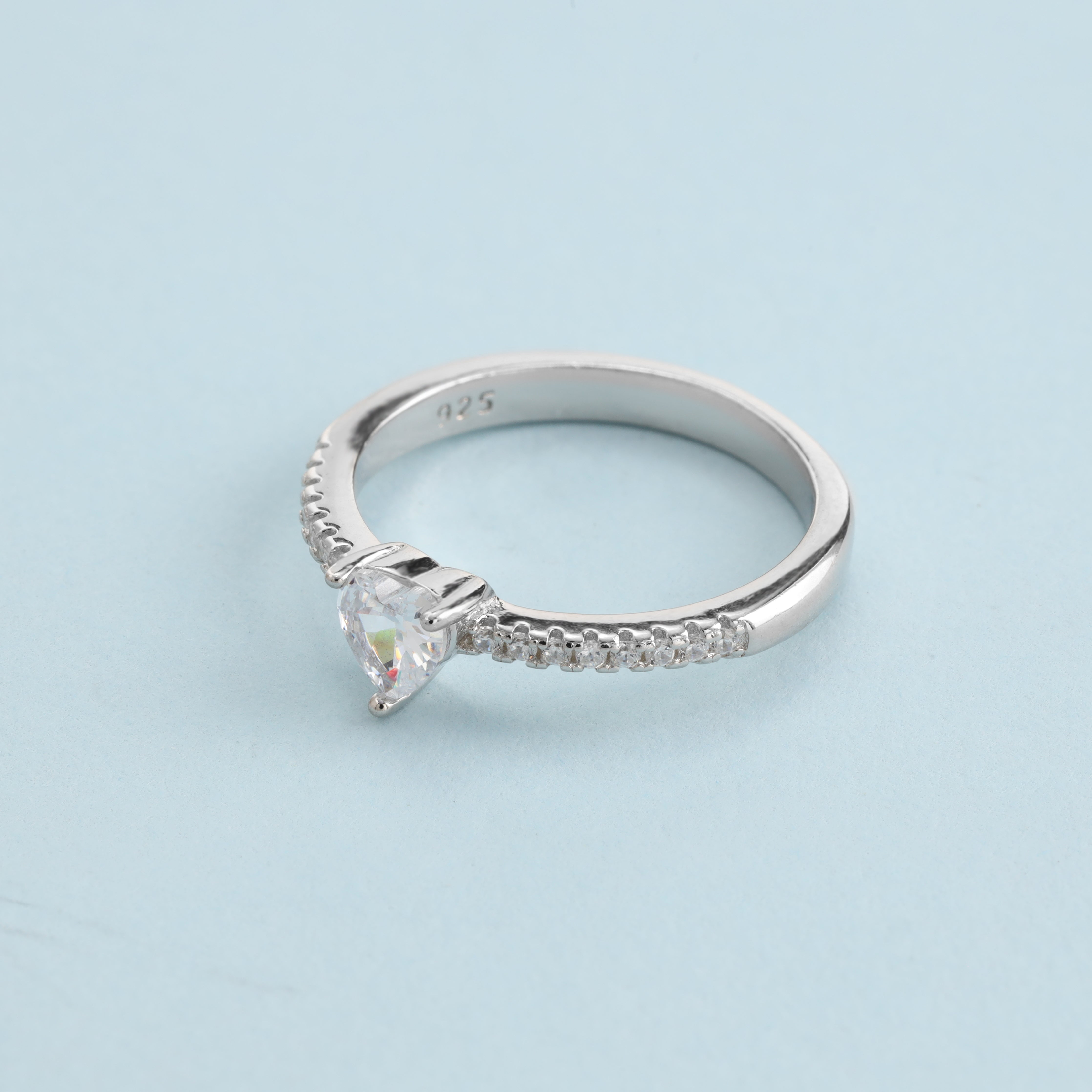 Damen Silberring Zirkonia Ring mit Herz Motiv Größe 5-9 aus 925 Sterlingsilber - Taipan Schmuck