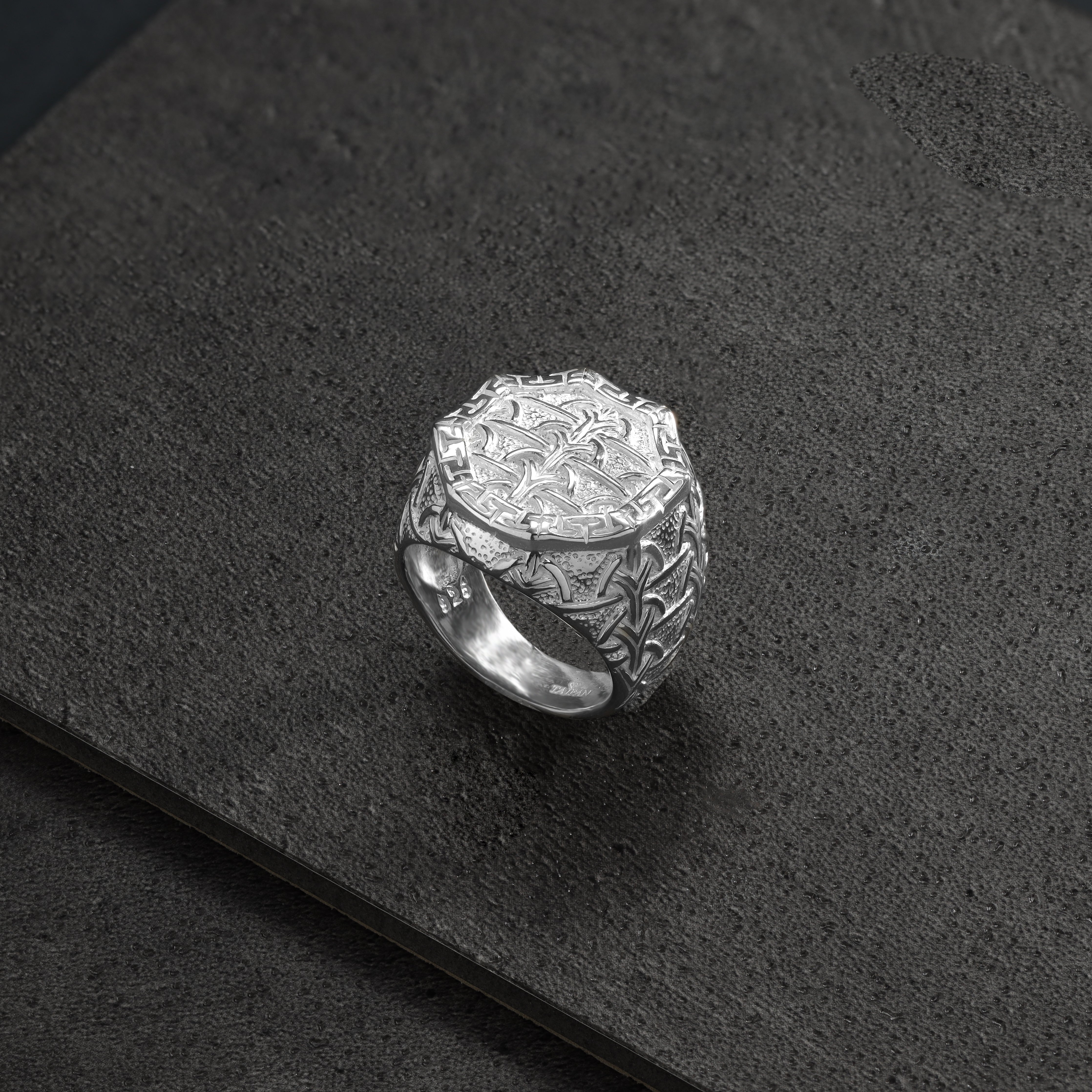 Silver ring made of 925 sterling silver size 8-12 "Oriental Dream"