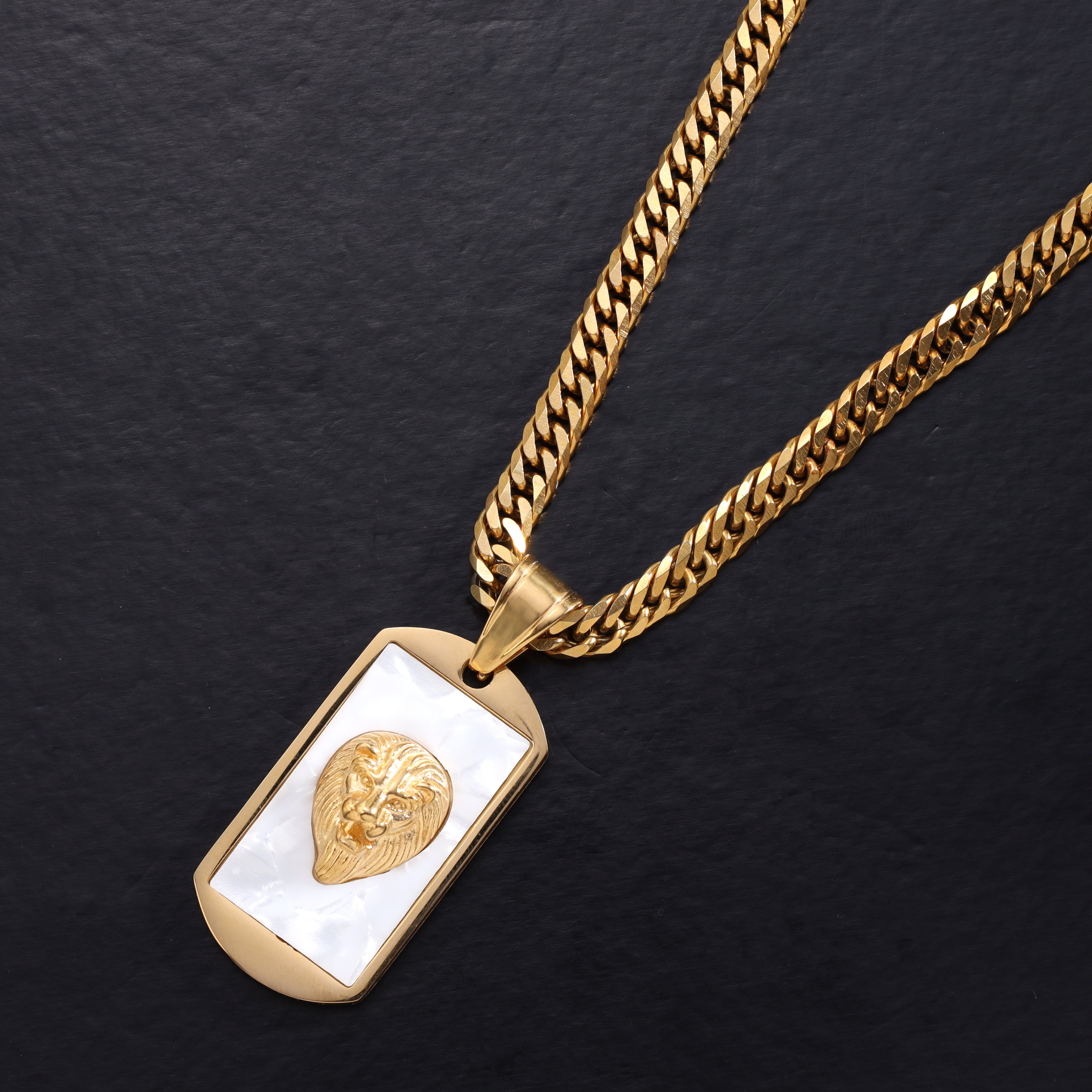 Dog Tag Löwe Anhänger aus Edelstahl 18K Vergoldet - Taipan Schmuck
