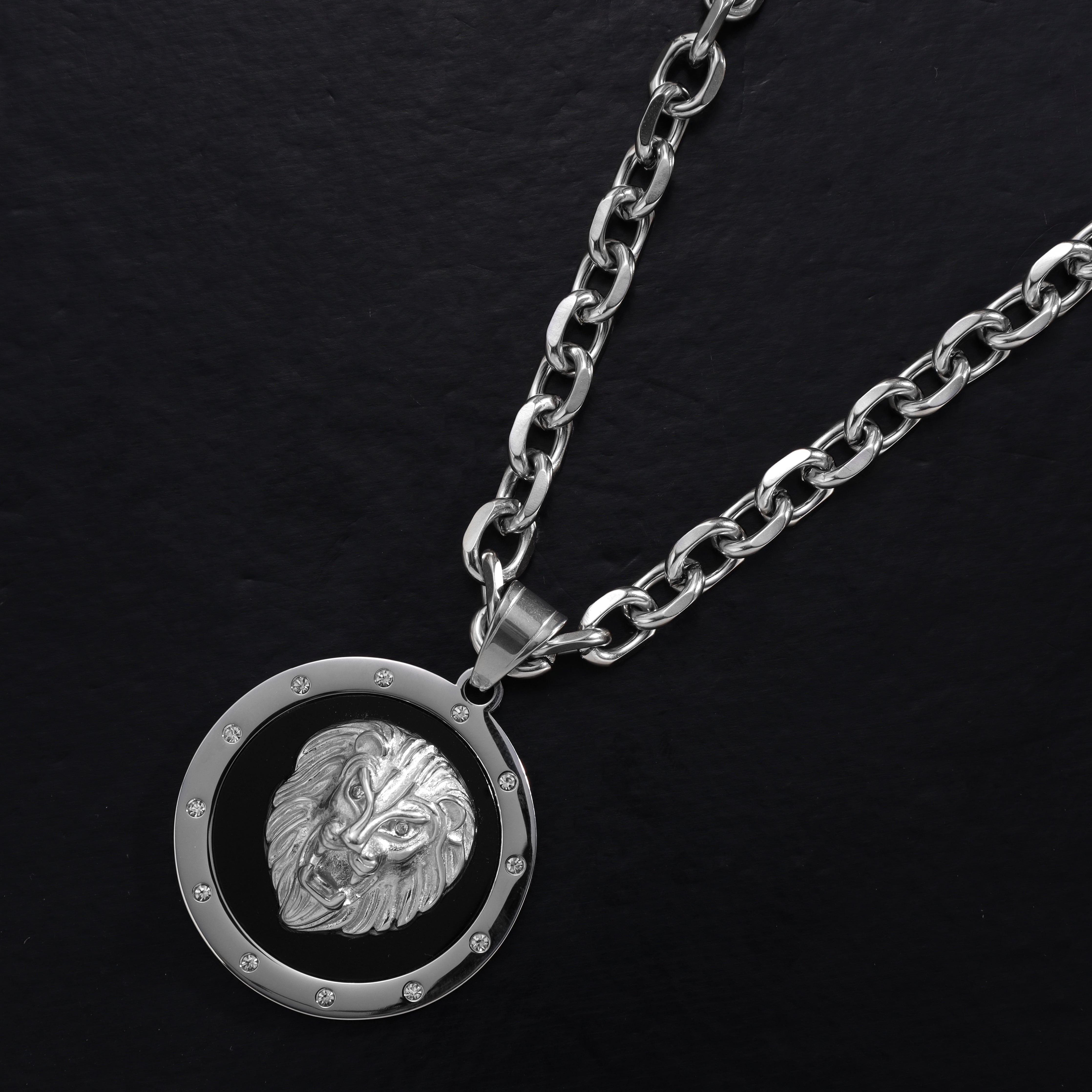Iced Out Stil Löwe Anhänger aus Edelstahl - Taipan Schmuck