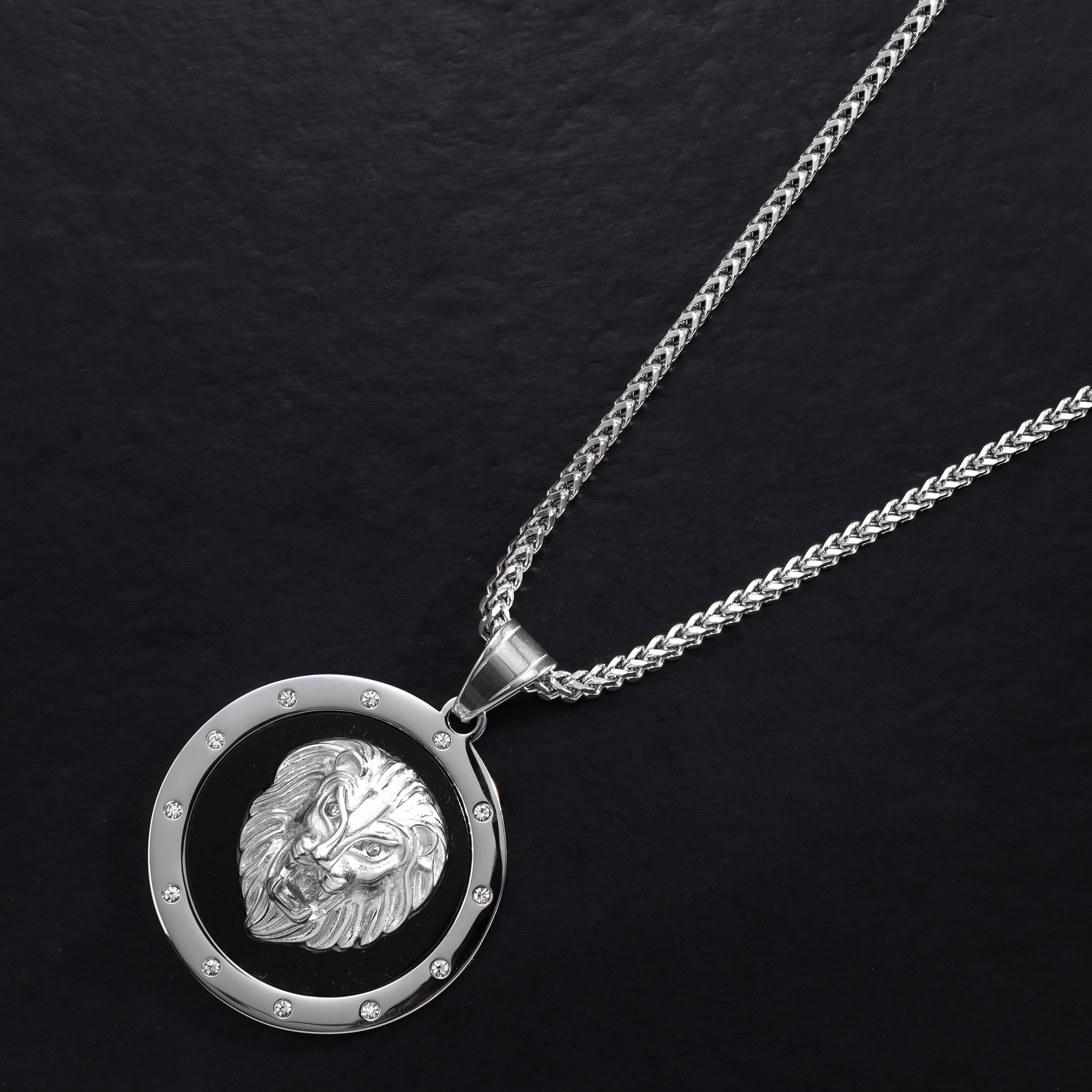 Iced Out Stil Löwe Anhänger aus Edelstahl - Taipan Schmuck