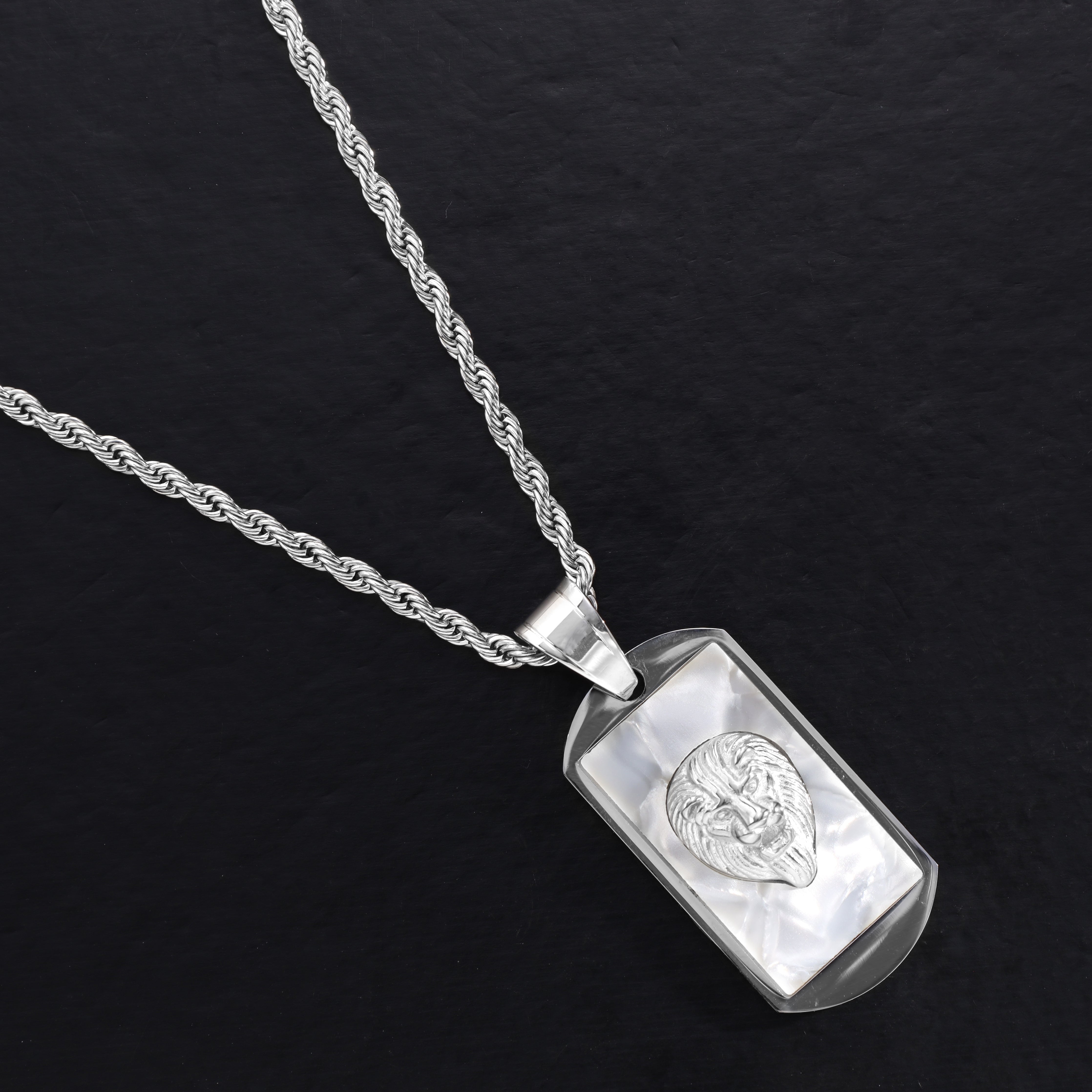 Dog Tag Löwe Anhänger aus Edelstahl - Taipan Schmuck