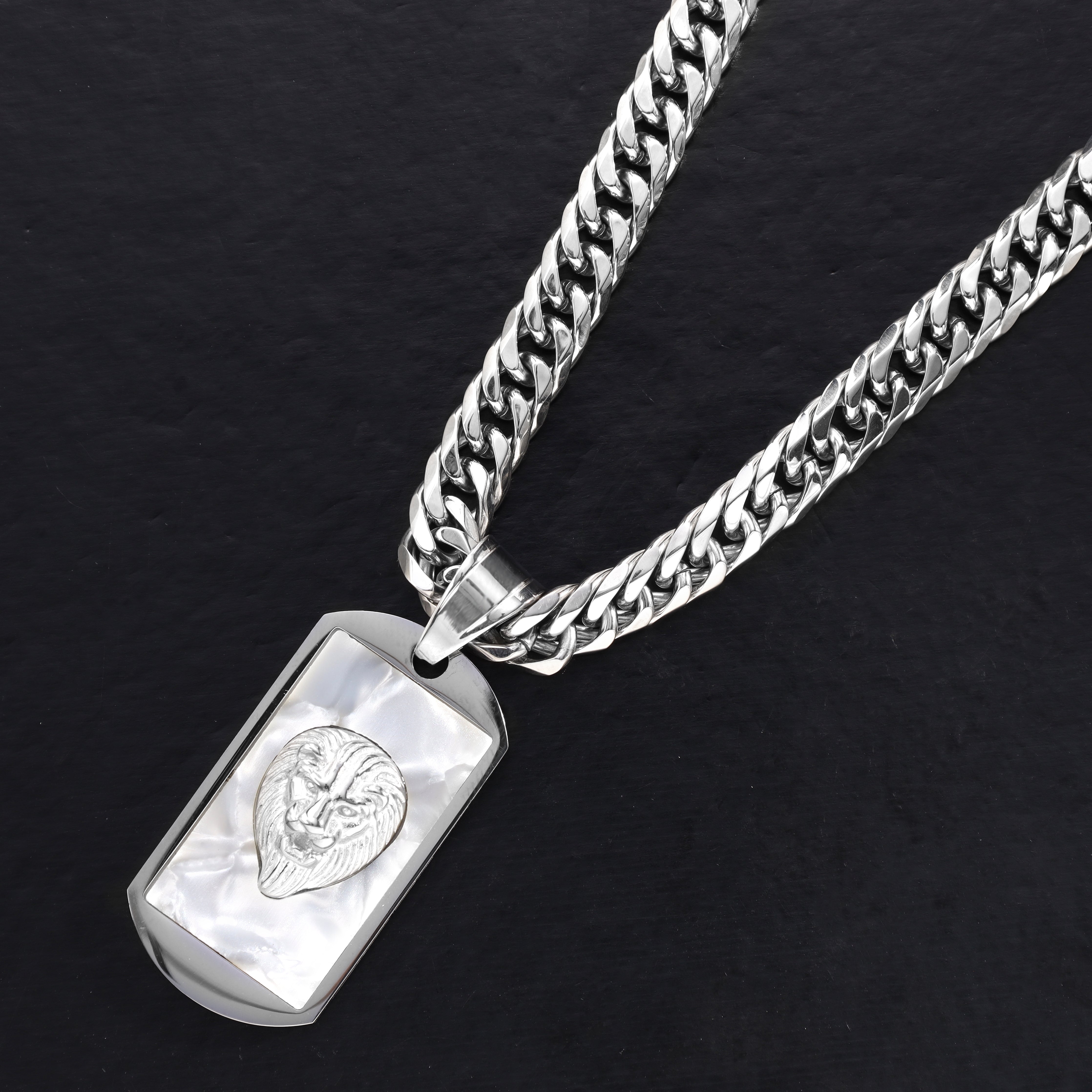 Dog Tag Löwe Anhänger aus Edelstahl - Taipan Schmuck