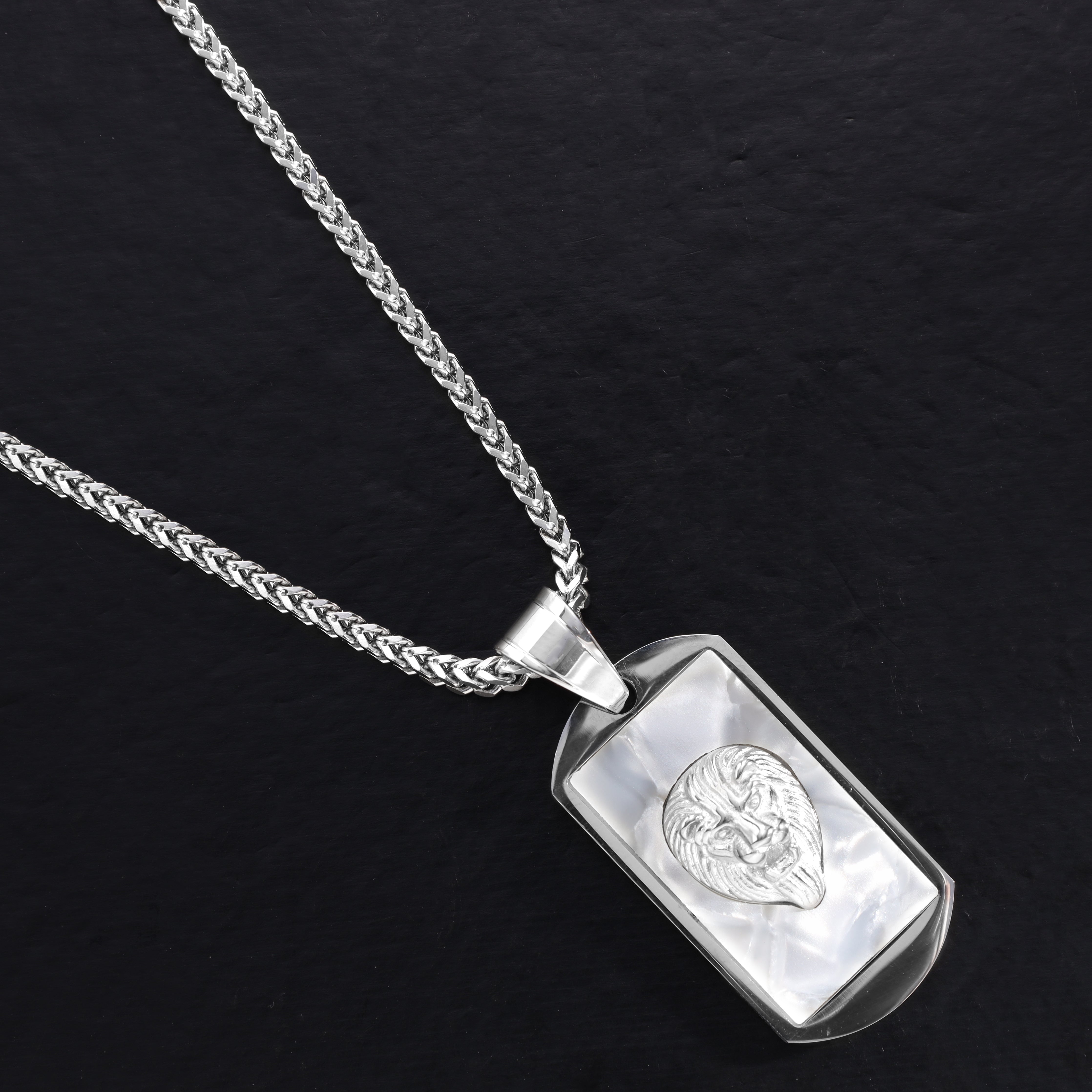 Dog Tag Löwe Anhänger aus Edelstahl - Taipan Schmuck