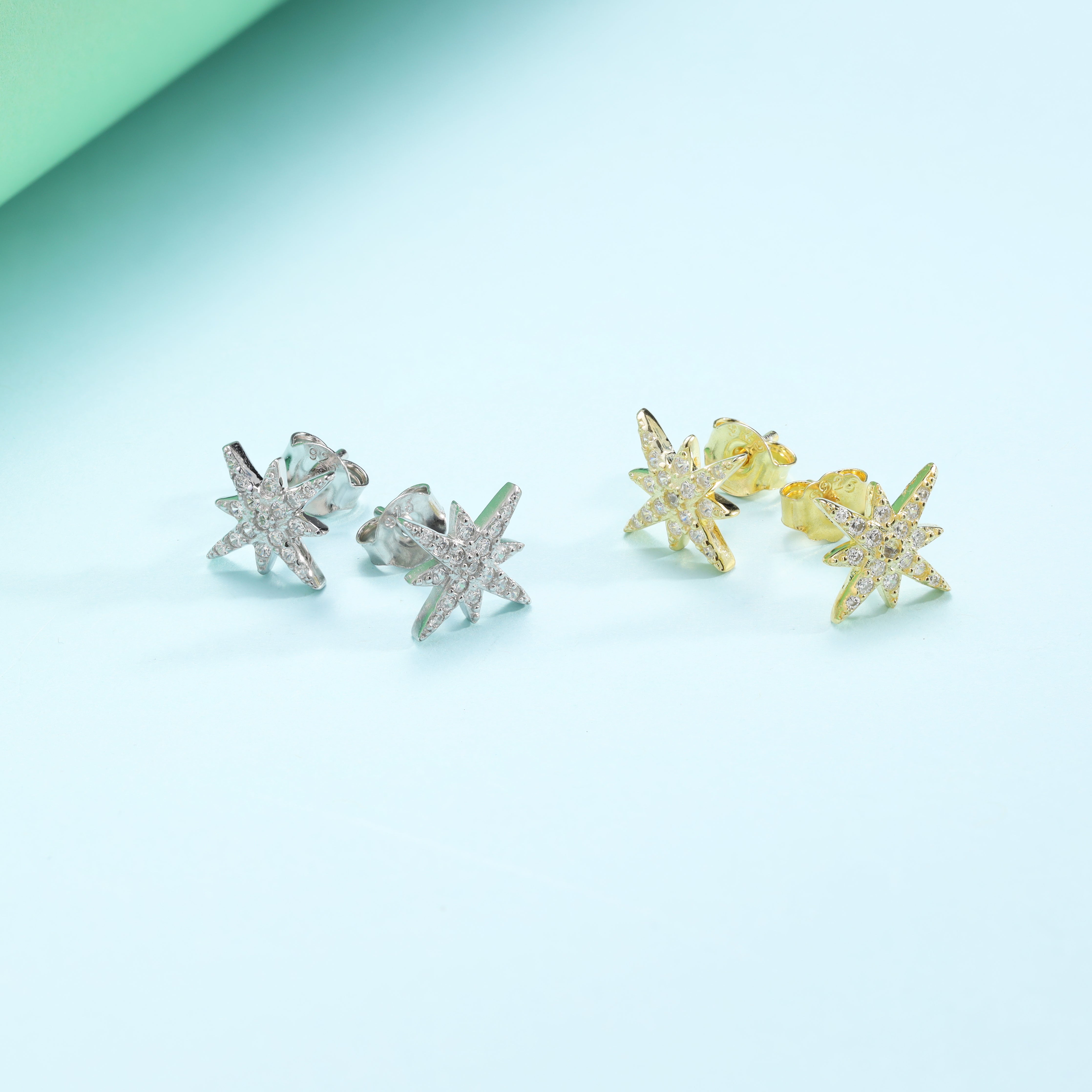 Women's set of 2 star earrings made of 925 sterling silver 18K gold-plated