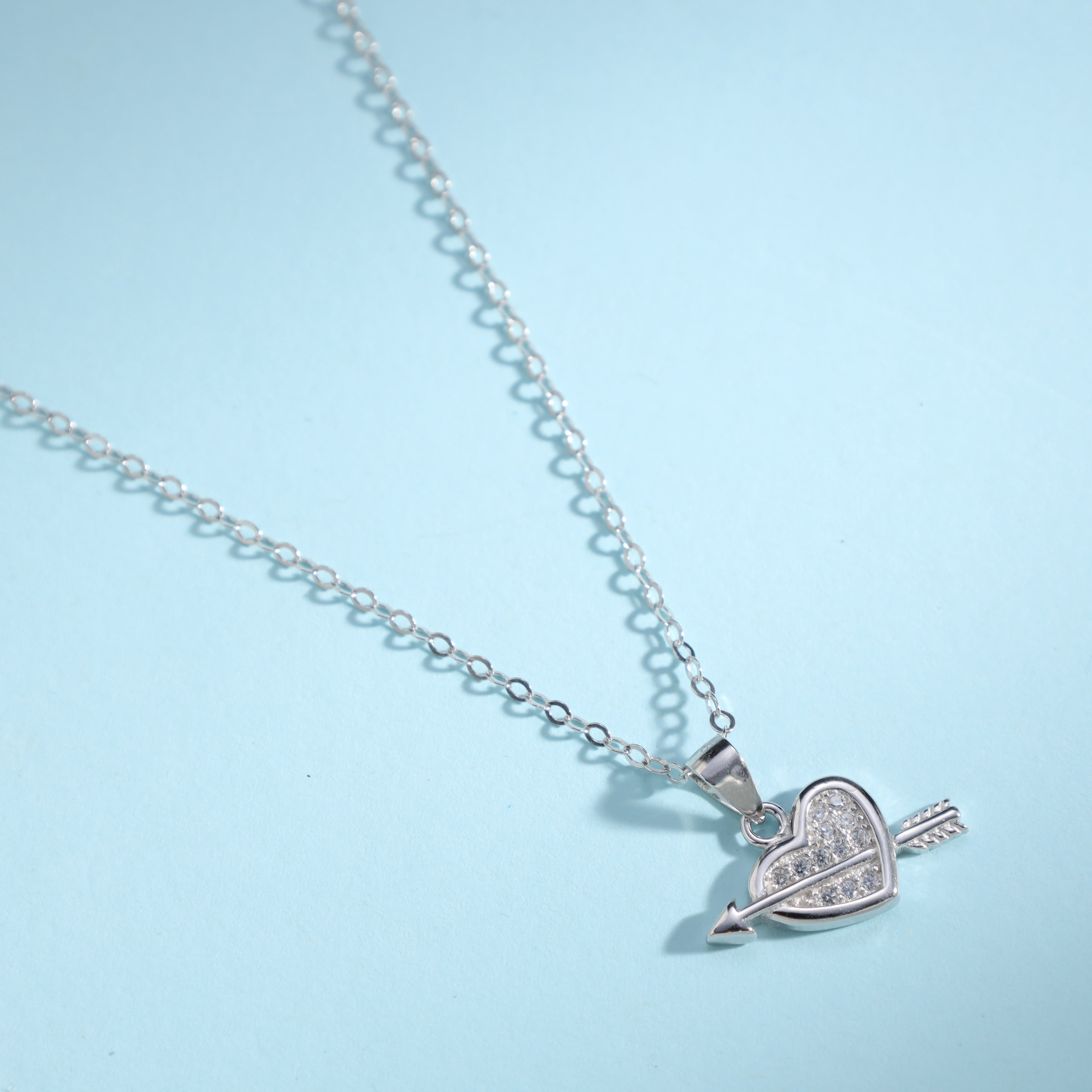 Damen Ankerkette mit Herz & Pfeil Anhänger aus 925 Silber - Taipan Schmuck