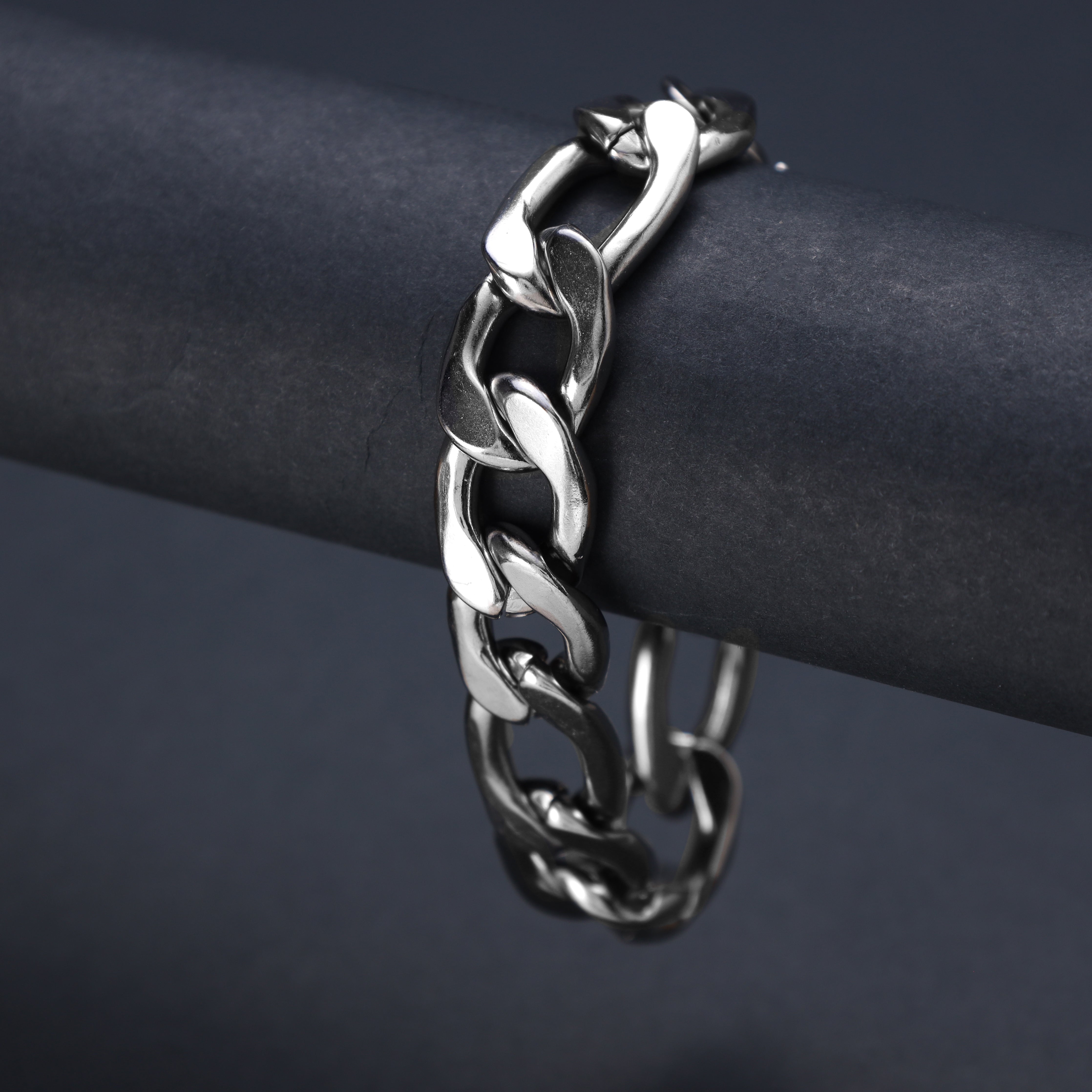15mm Figarokette Armband 22cm lang aus Edelstahl - Taipan Schmuck