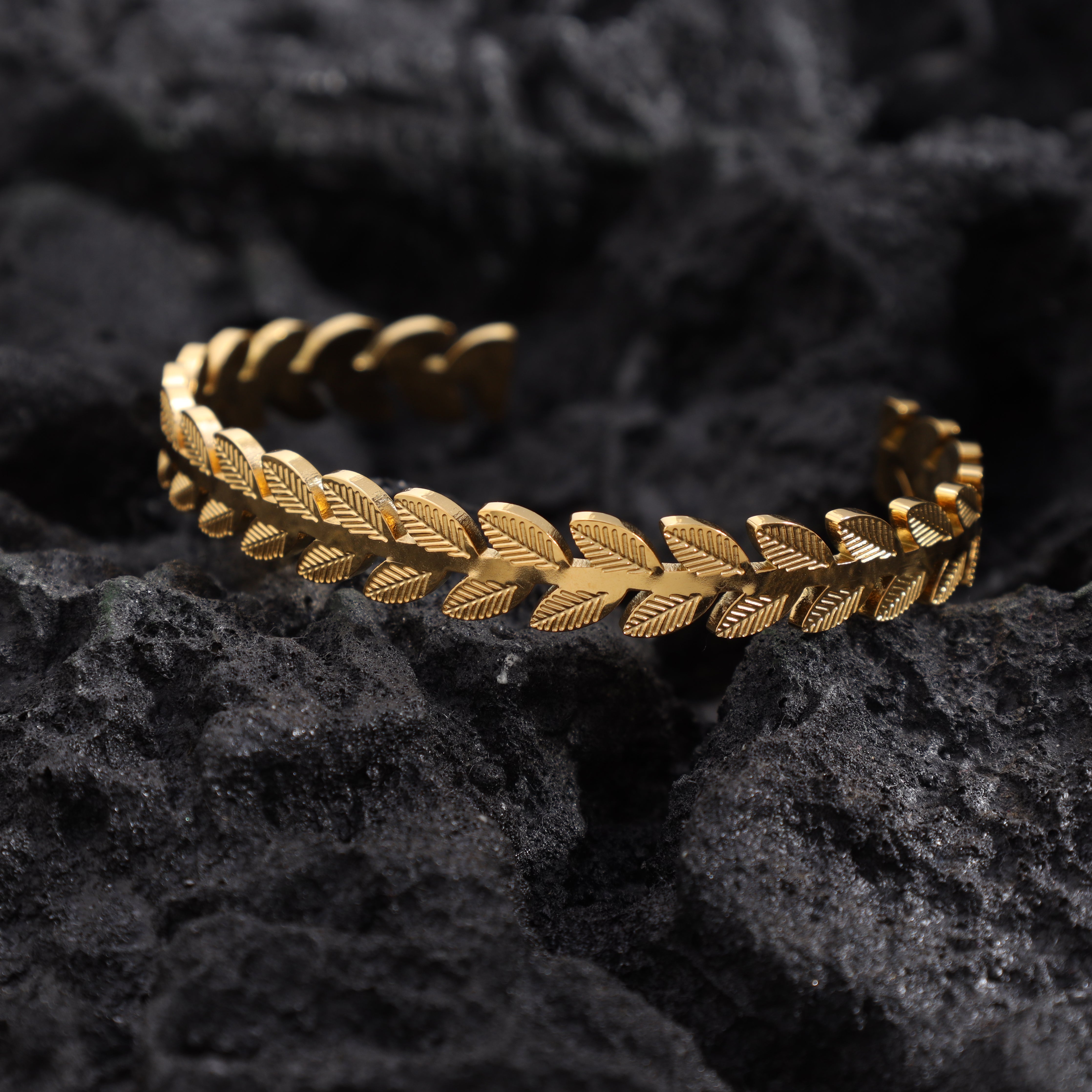 8mm Damen Armreifen Leaves Armband aus Edelstahl 18K Vergoldet