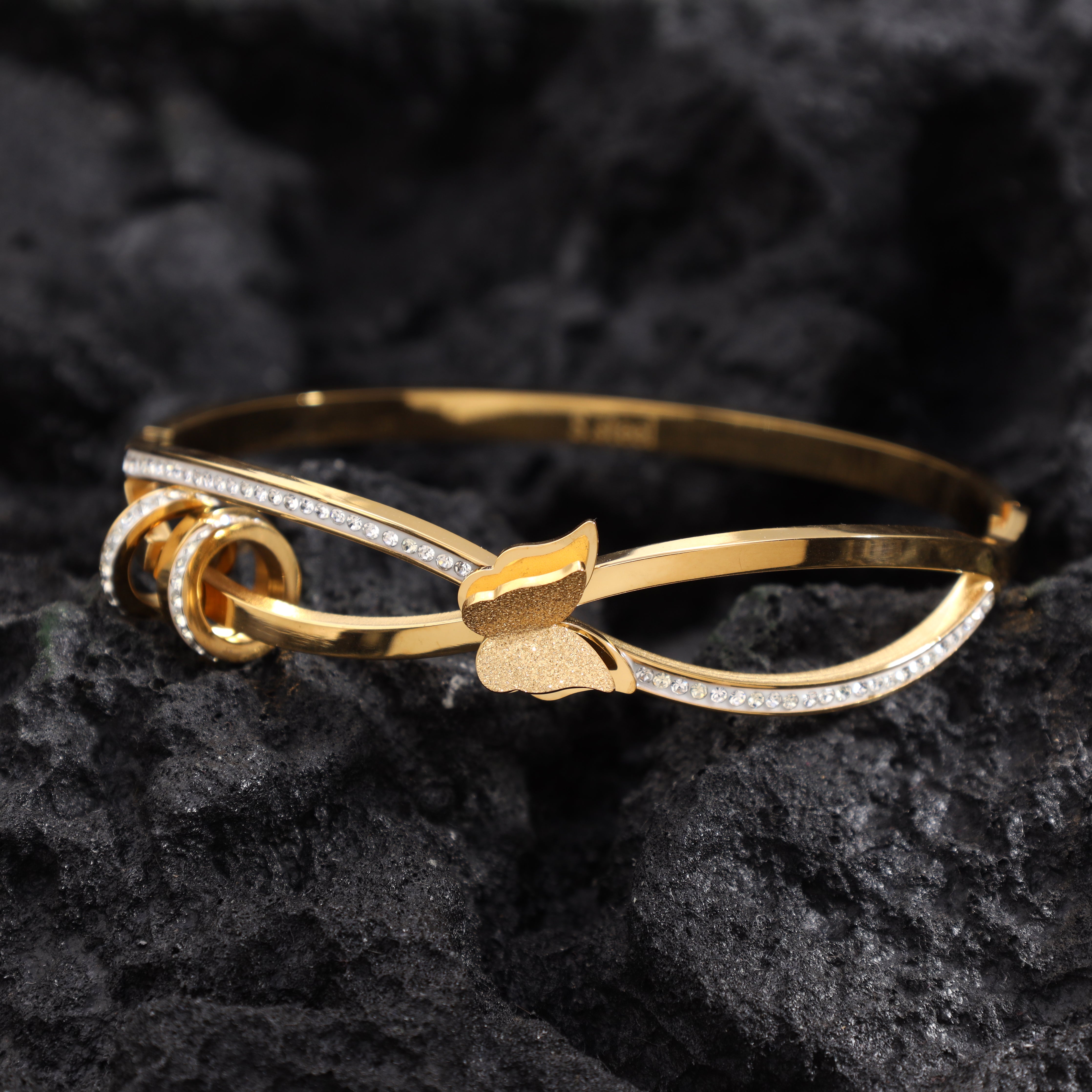 13mm Damen Armreifen Armband Schmetterling aus Edelstahl 18K Vergoldet - Taipan Schmuck