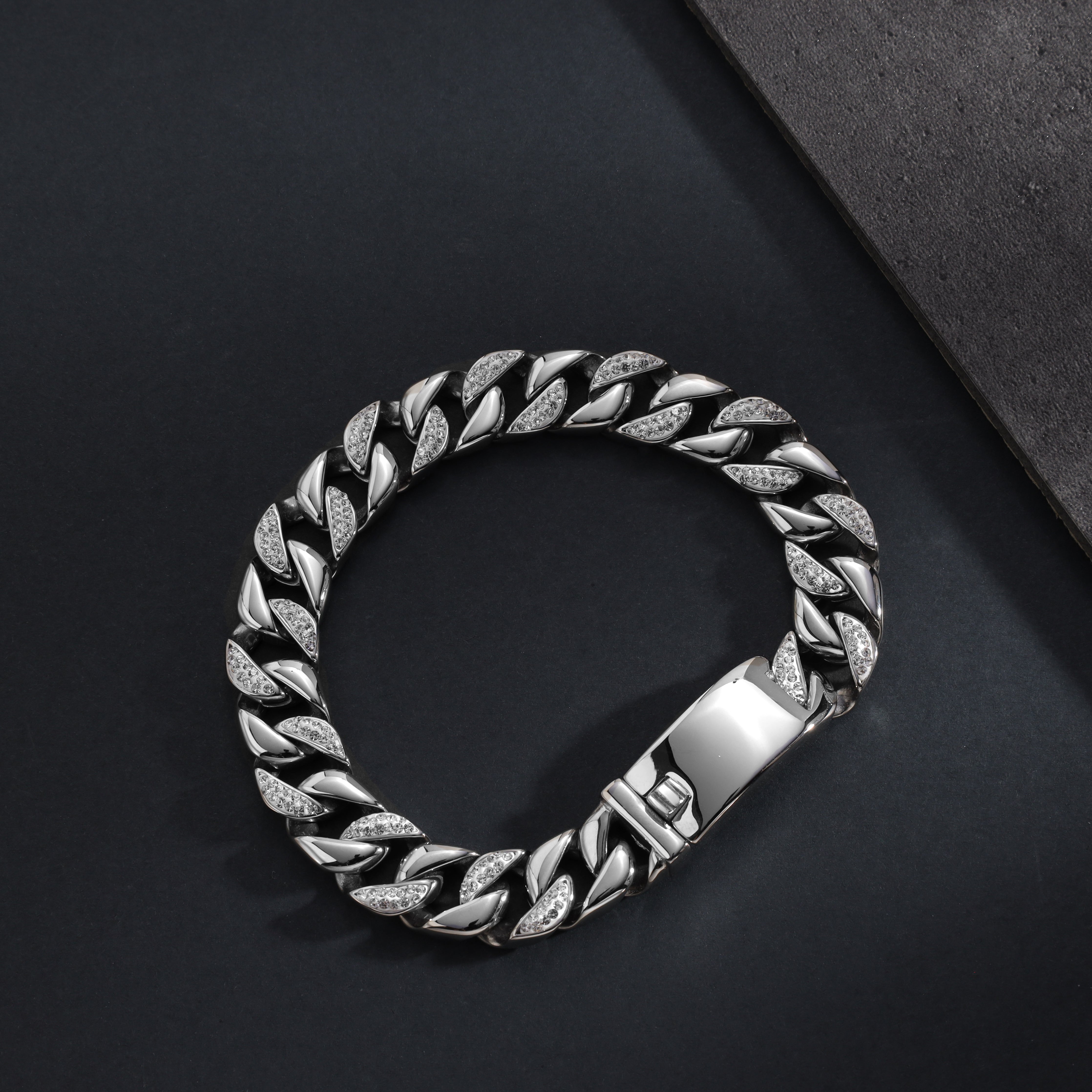 Iced out stil Miami Cuban Link Armband 12mm aus Edelstahl