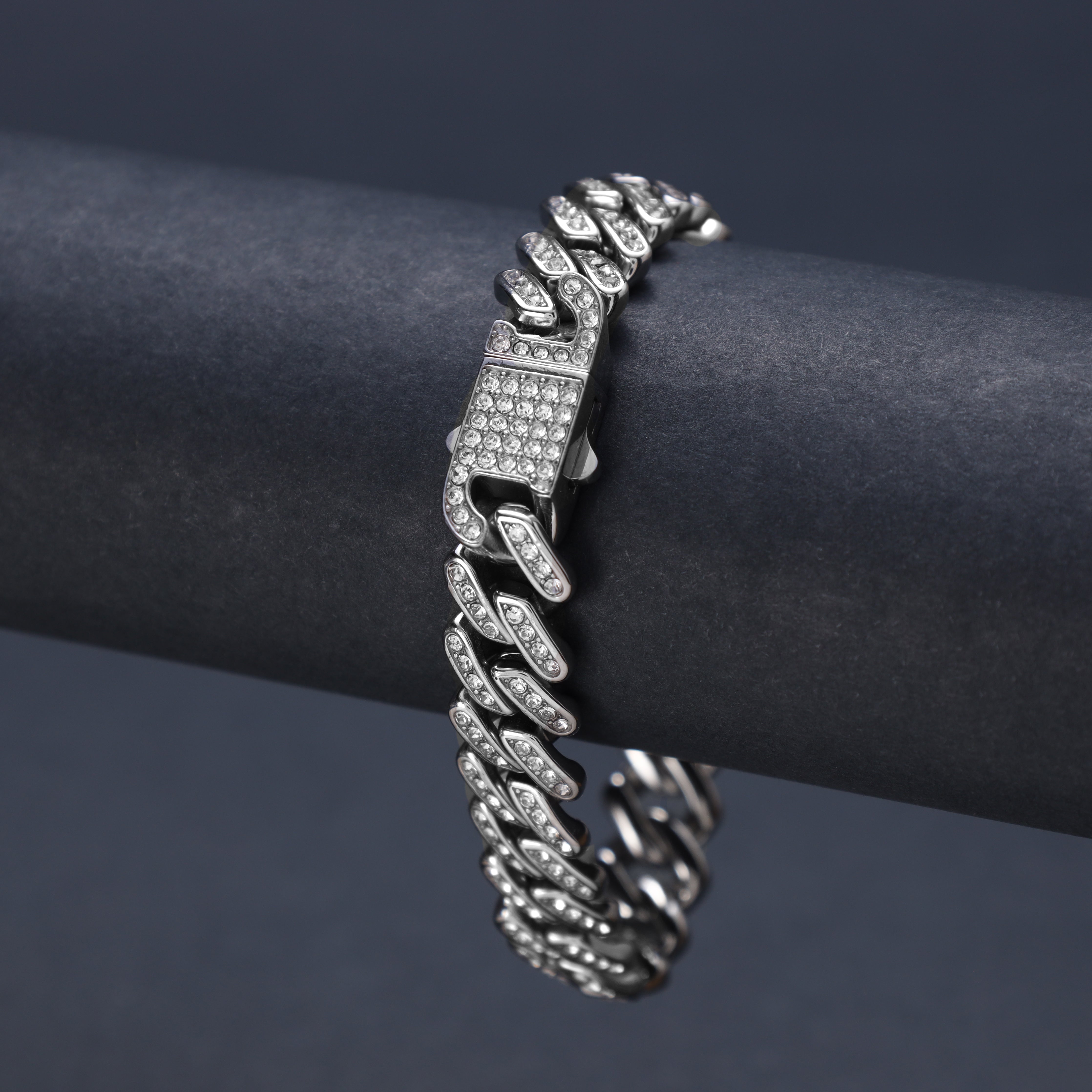 Iced out stil Miami Cuban Link Armband 11mm aus Edelstahl - Taipan Schmuck