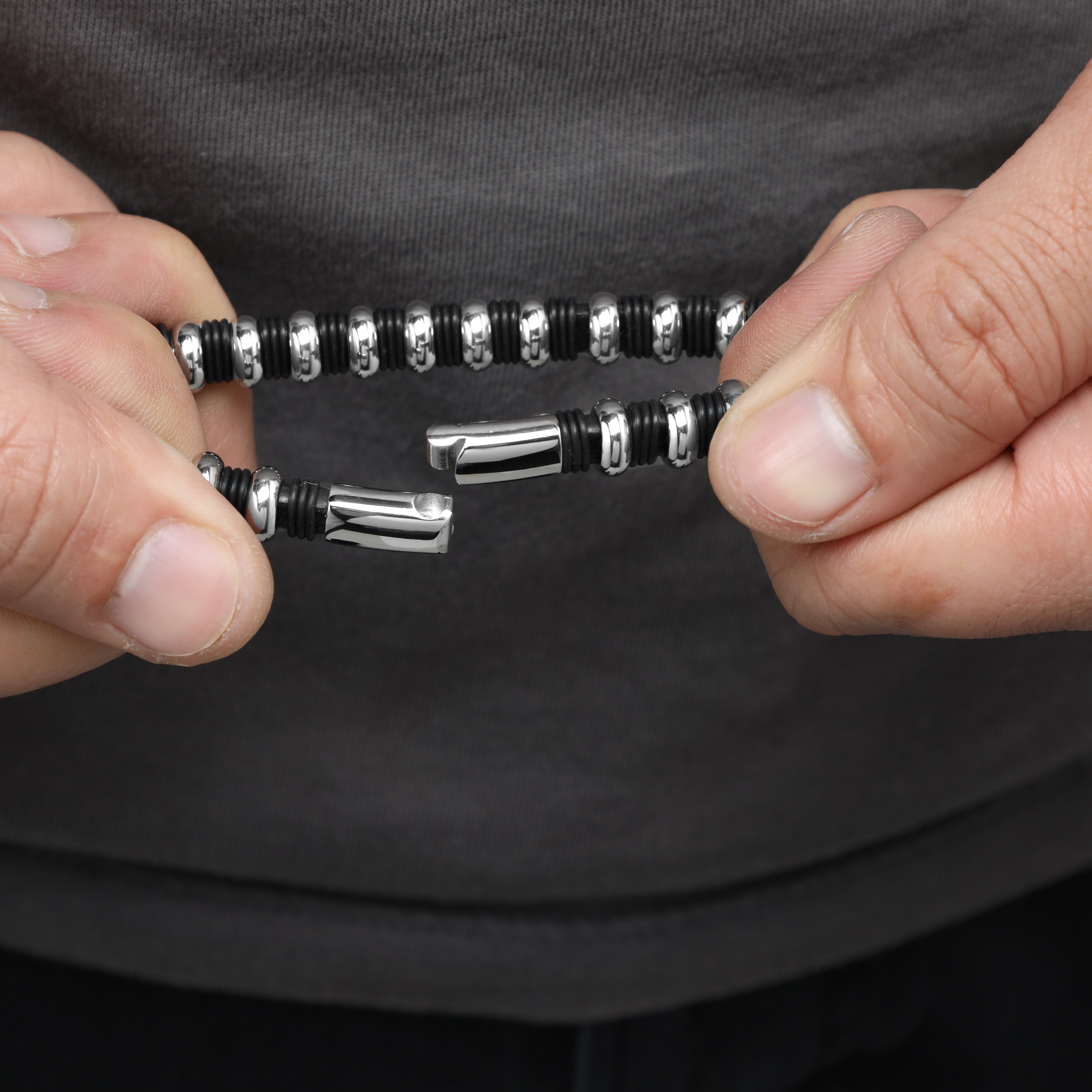 Lederarmband mit Motiv / Verschluss aus Edelstahl