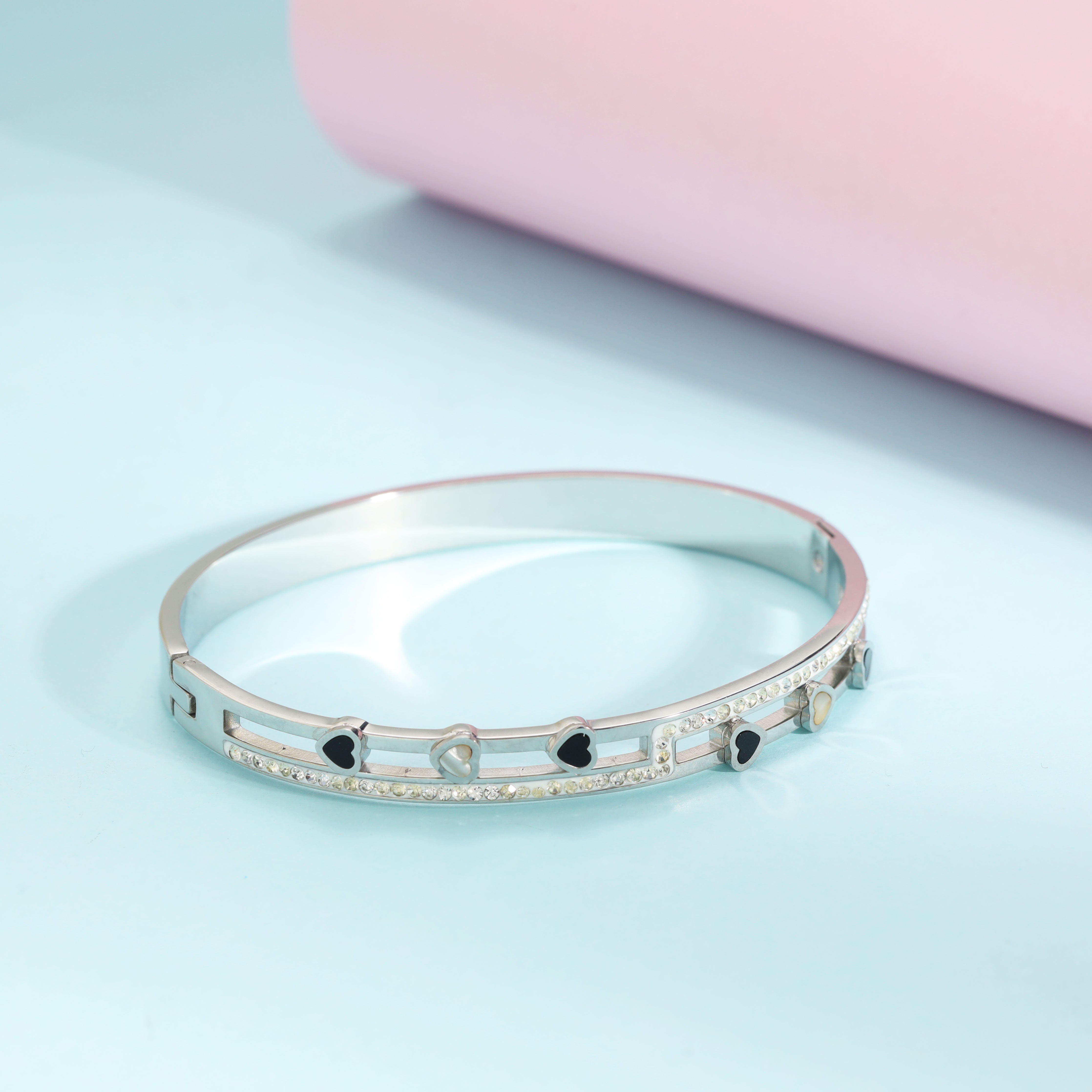 6mm Damen Armreifen Armband aus Edelstahl - Taipan Schmuck