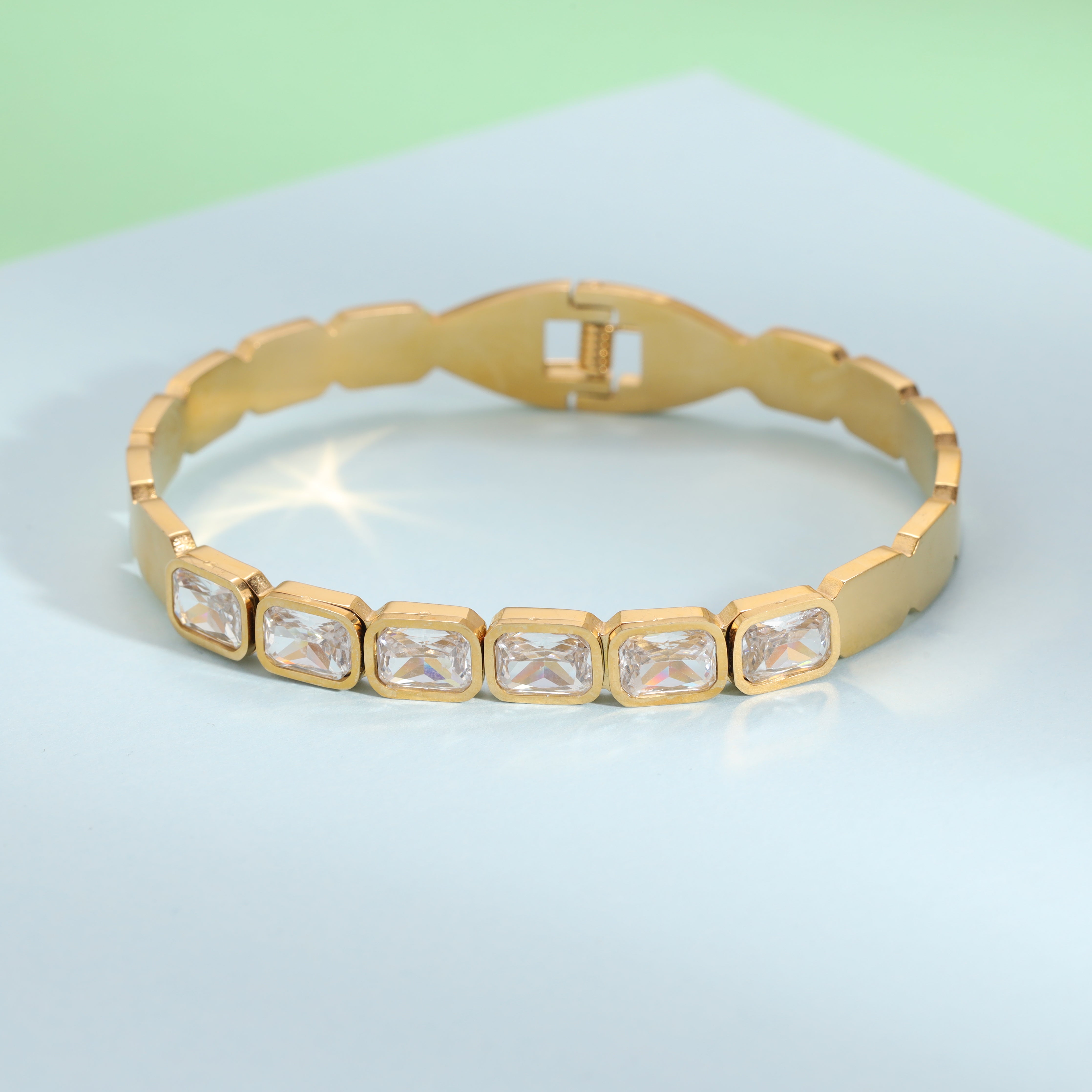 7mm Damen Armreifen Armband aus Edelstahl 18K Vergoldet - Taipan Schmuck